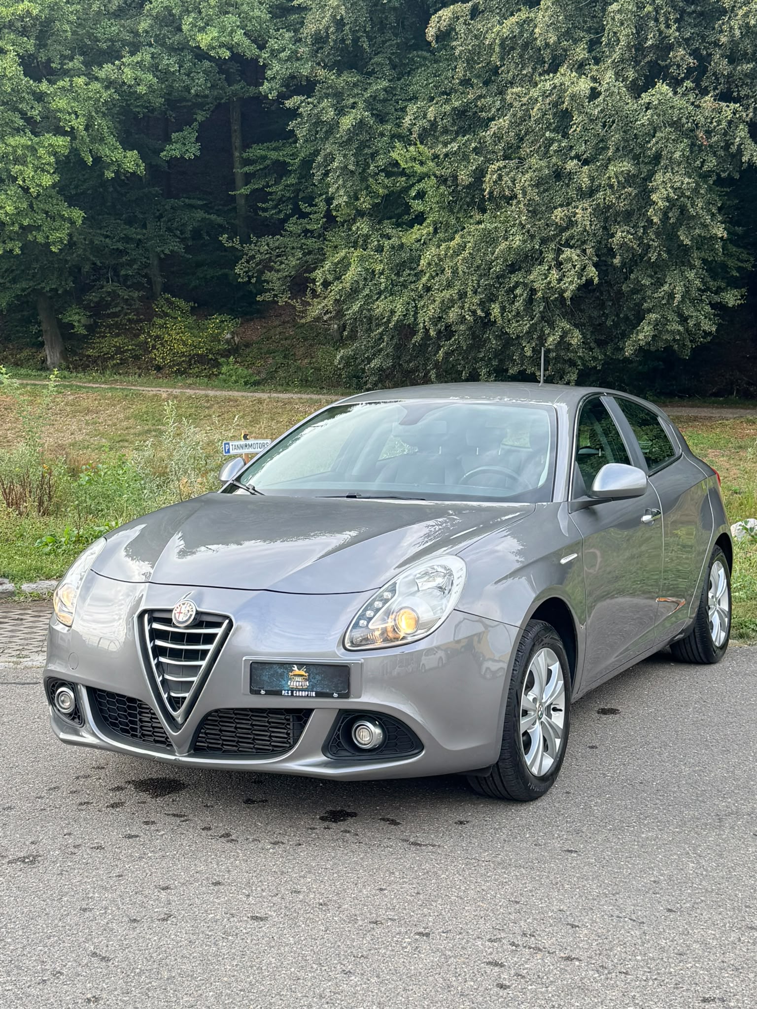 ALFA ROMEO Giulietta 2.0 JTDM Distinctive-image-0