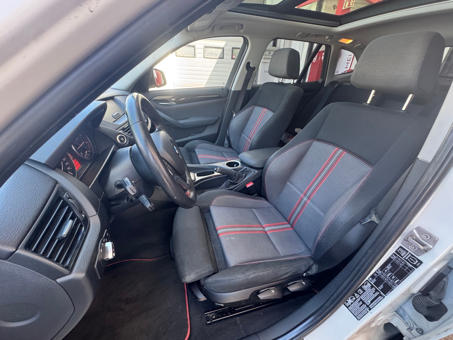BMW X1 xDrive 20d Sport Line Steptronic-image-6