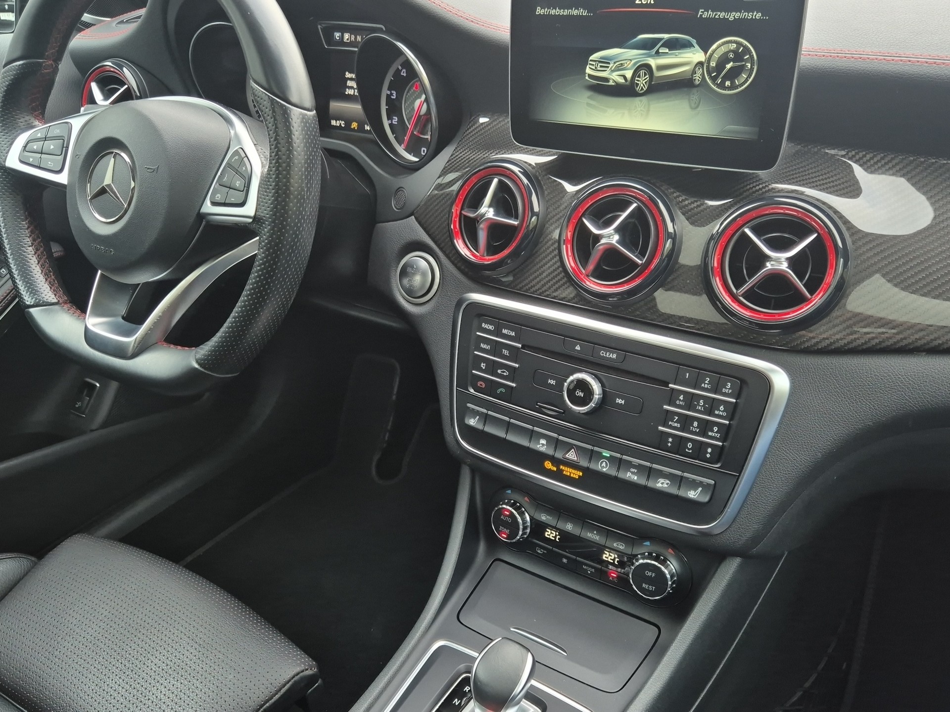 MERCEDES-BENZ GLA 45 AMG 4Matic 7G-DCT-image-16