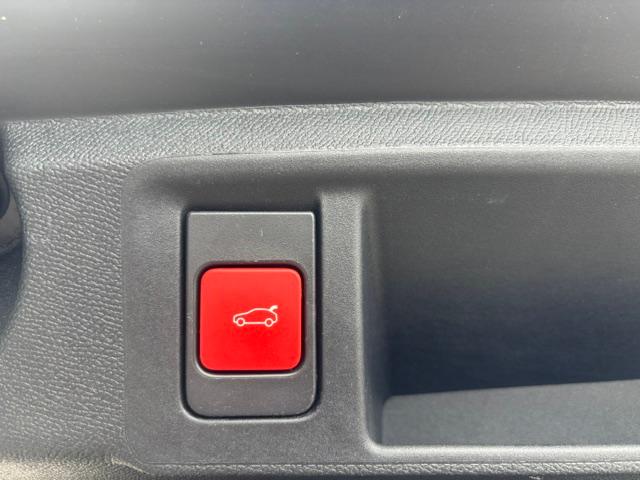 PEUGEOT 308 SW 1.2 Hybrid GT-image-13