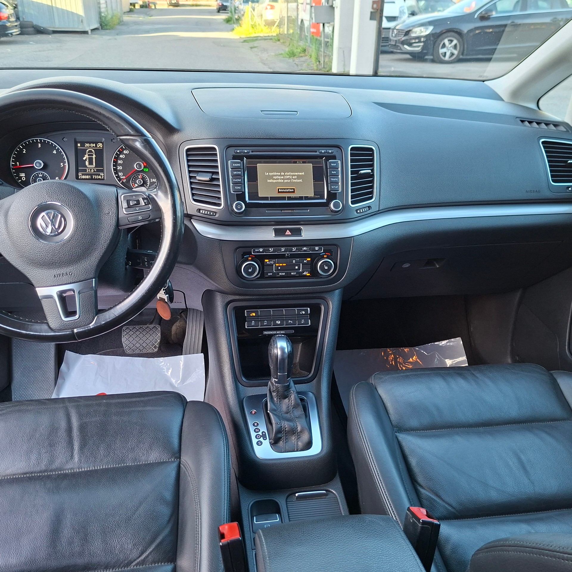 VW Sharan 2.0 TDI BlueMotion Technology Highline DSG-image-11