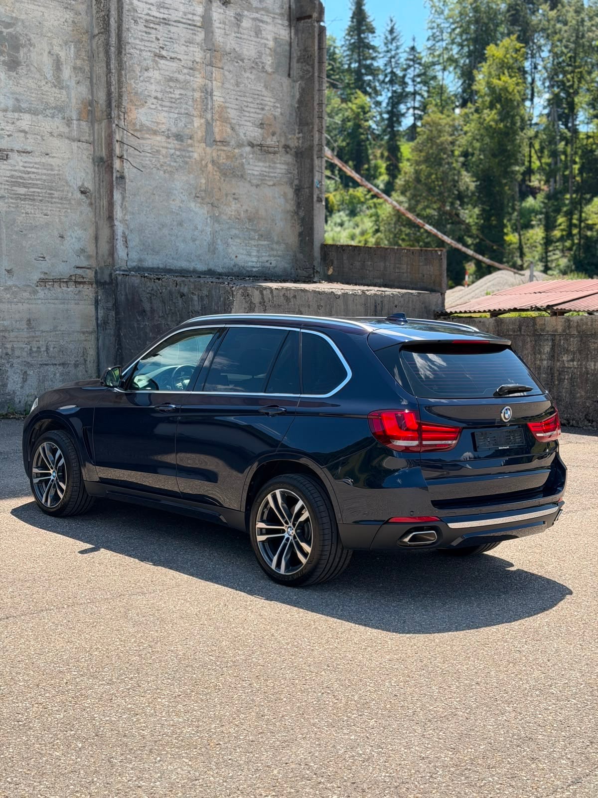 BMW X5 xDrive 40d Steptronic-image-2
