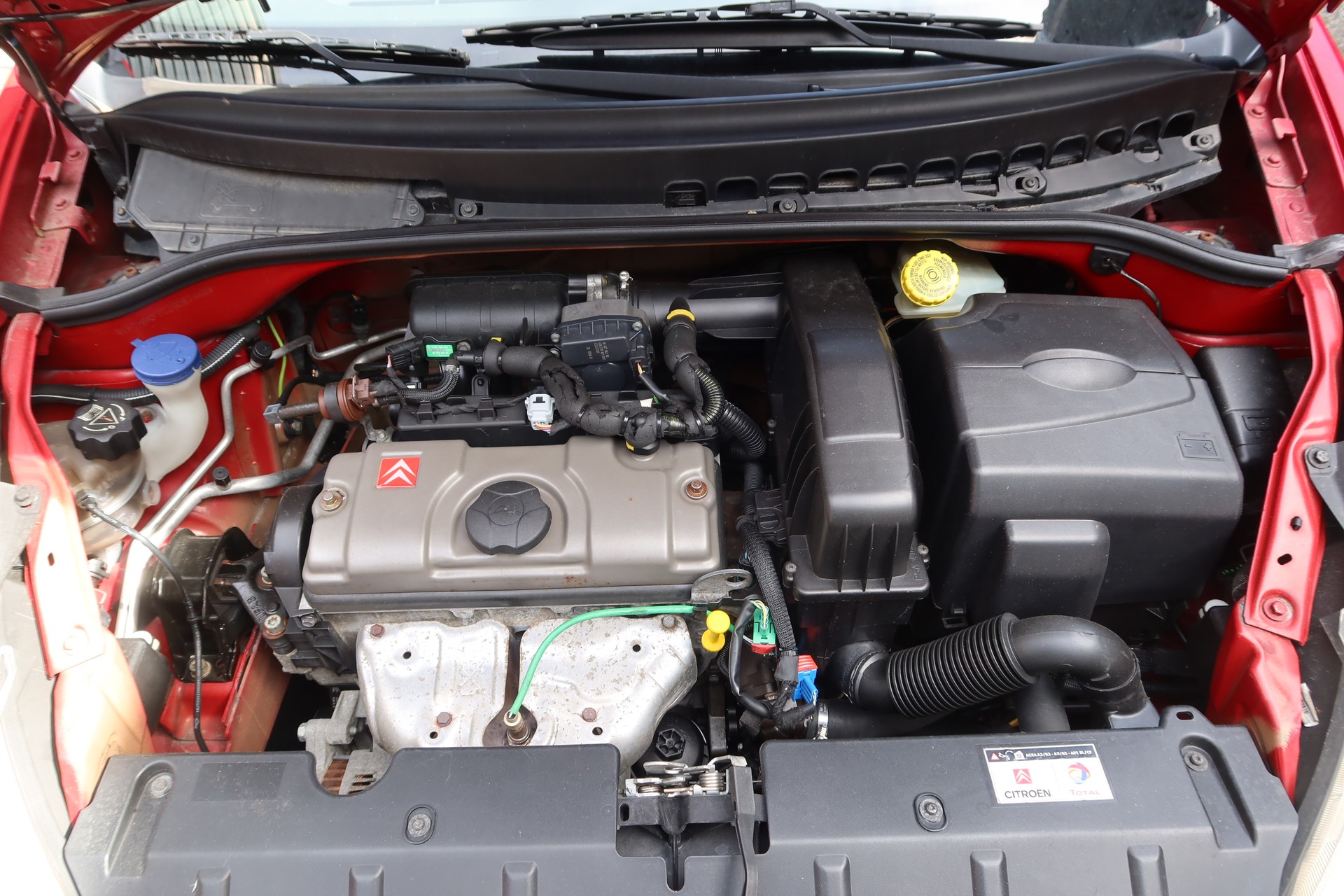 CITROEN C3 Pluriel 1.4i-image-12