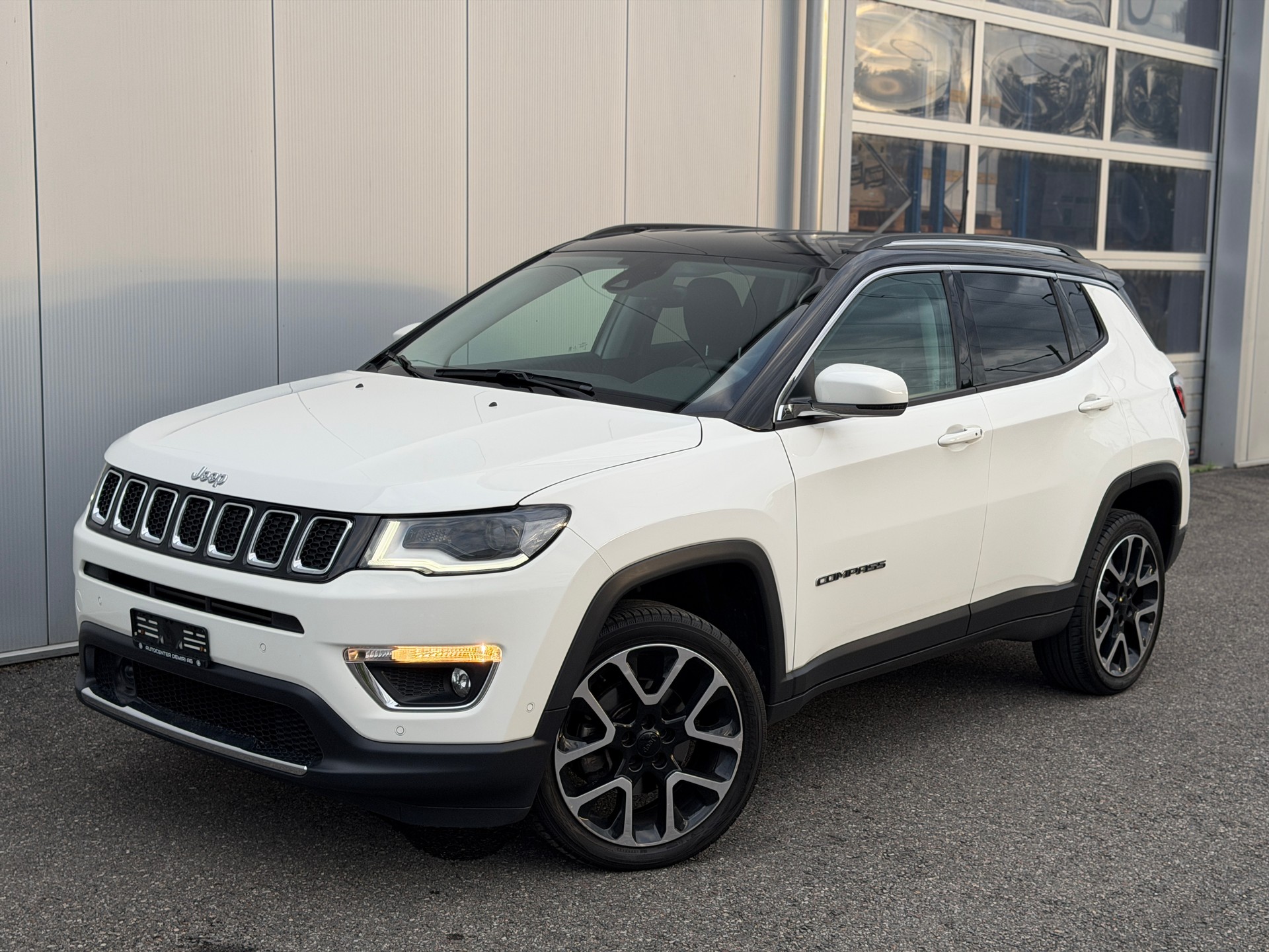 JEEP Compass 1.4 Turbo Limited AWD 9ATX-image-5
