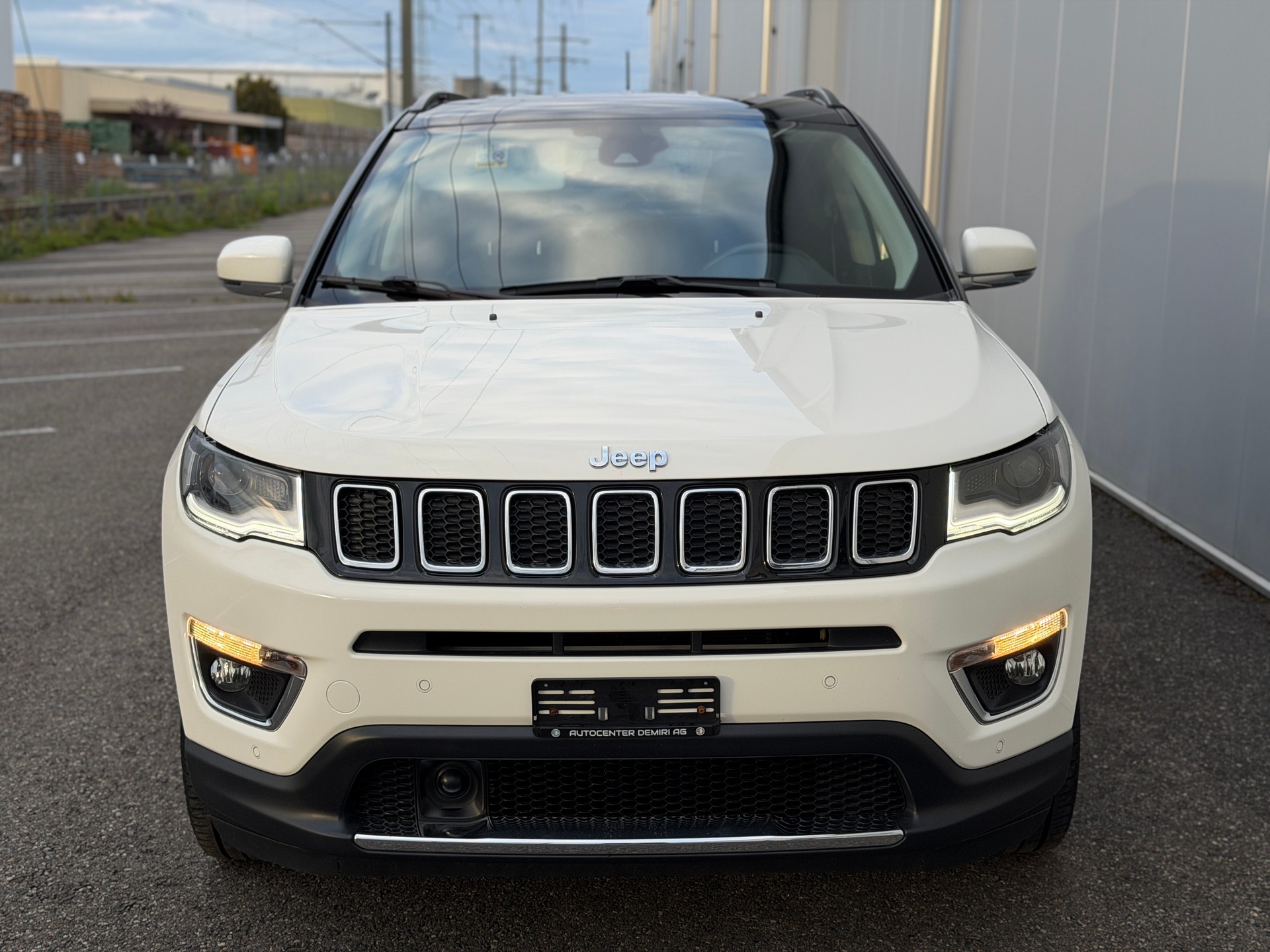 JEEP Compass 1.4 Turbo Limited AWD 9ATX-image-1