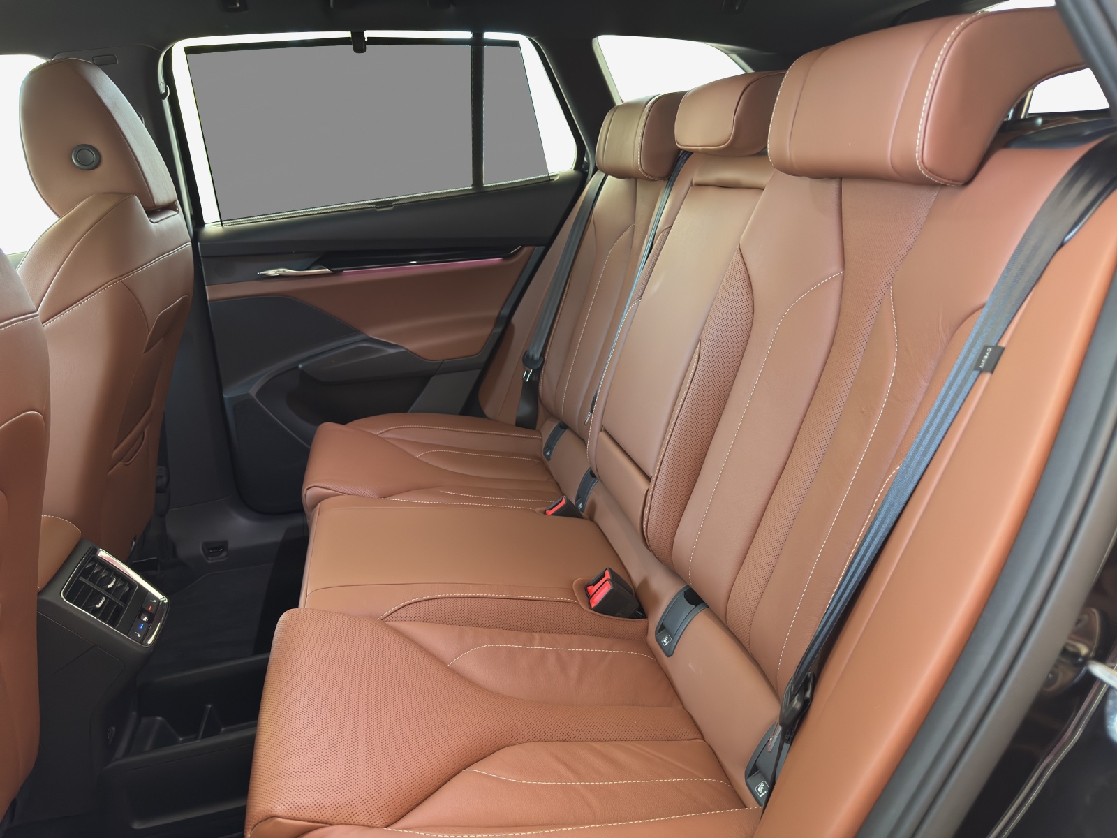 SKODA Enyaq iV 80x Founders Edition-image-12