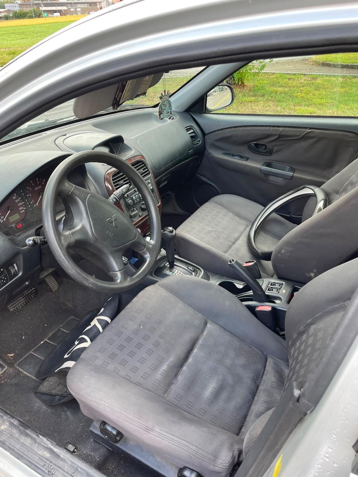 MITSUBISHI Carisma 1.8 GDI Comfort-image-5