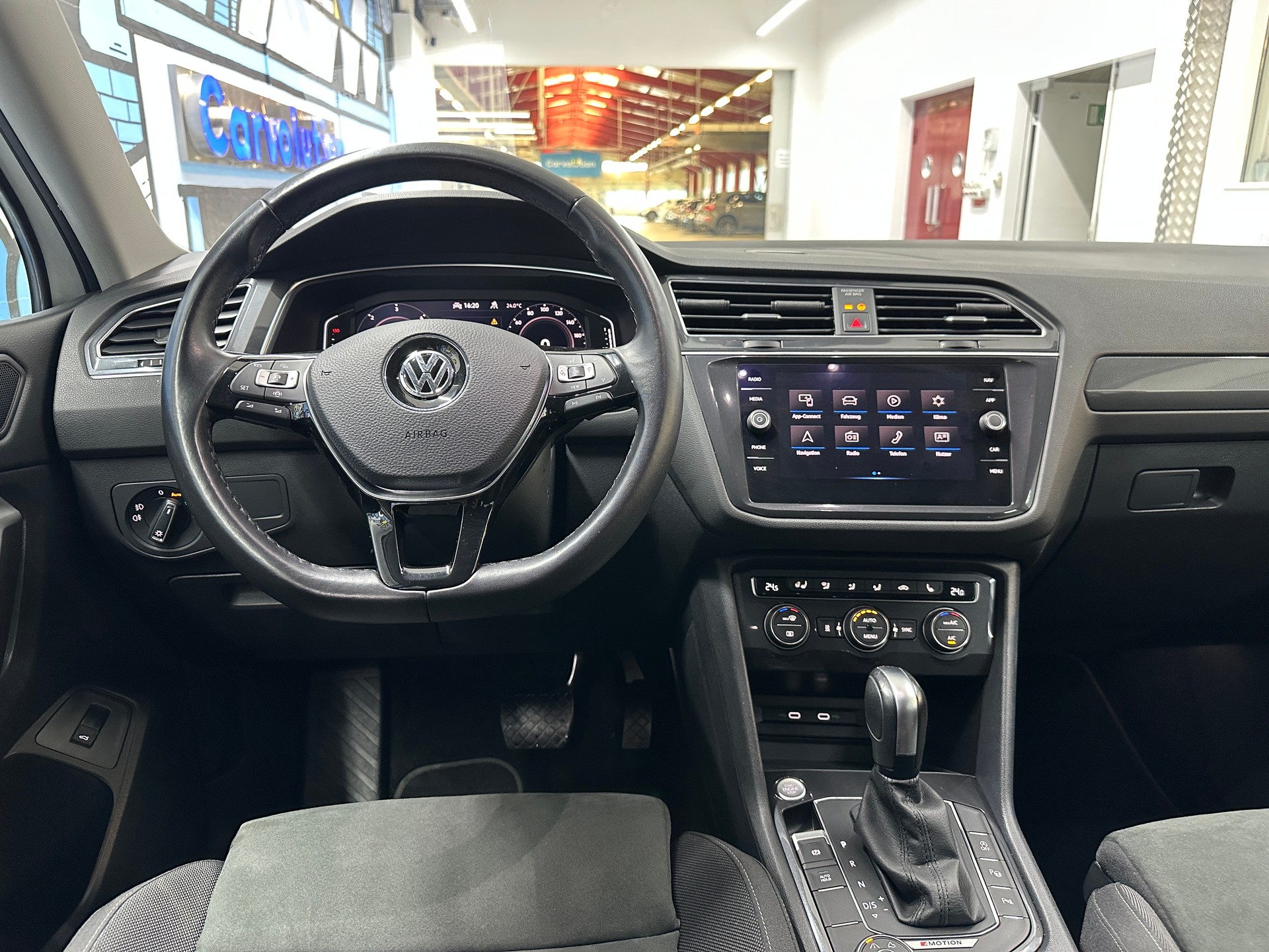 VW Tiguan Allspace 2.0 TDI SCR Highline 4MotionDSG-image-9