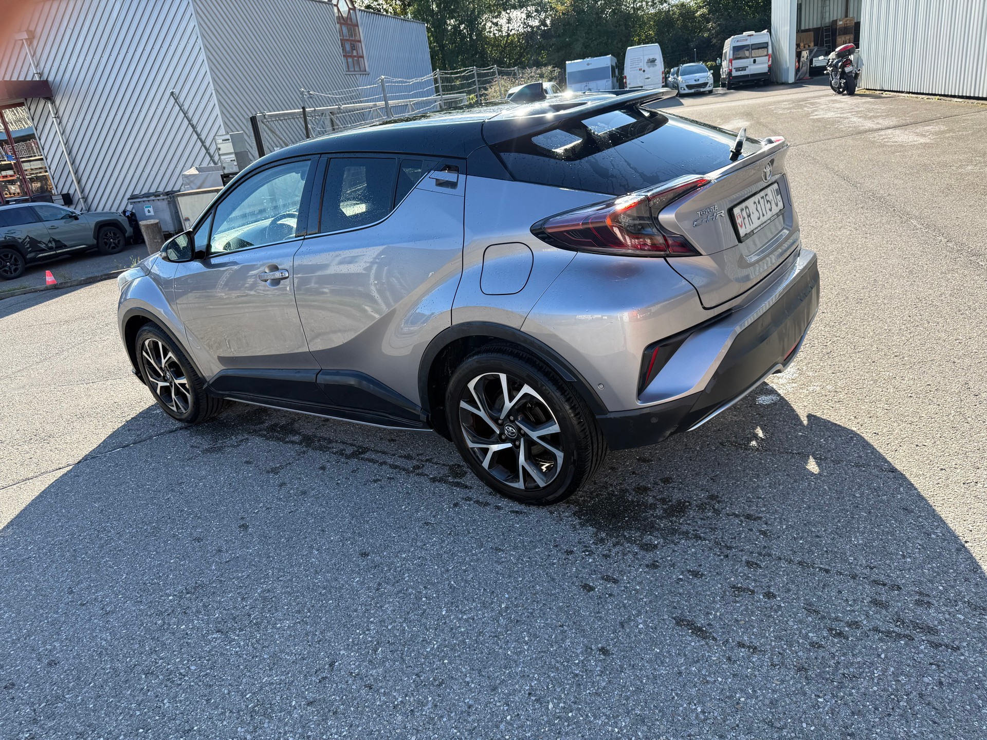 TOYOTA C-HR 1.2 Turbo Style 4WD Multidrive S-image-5