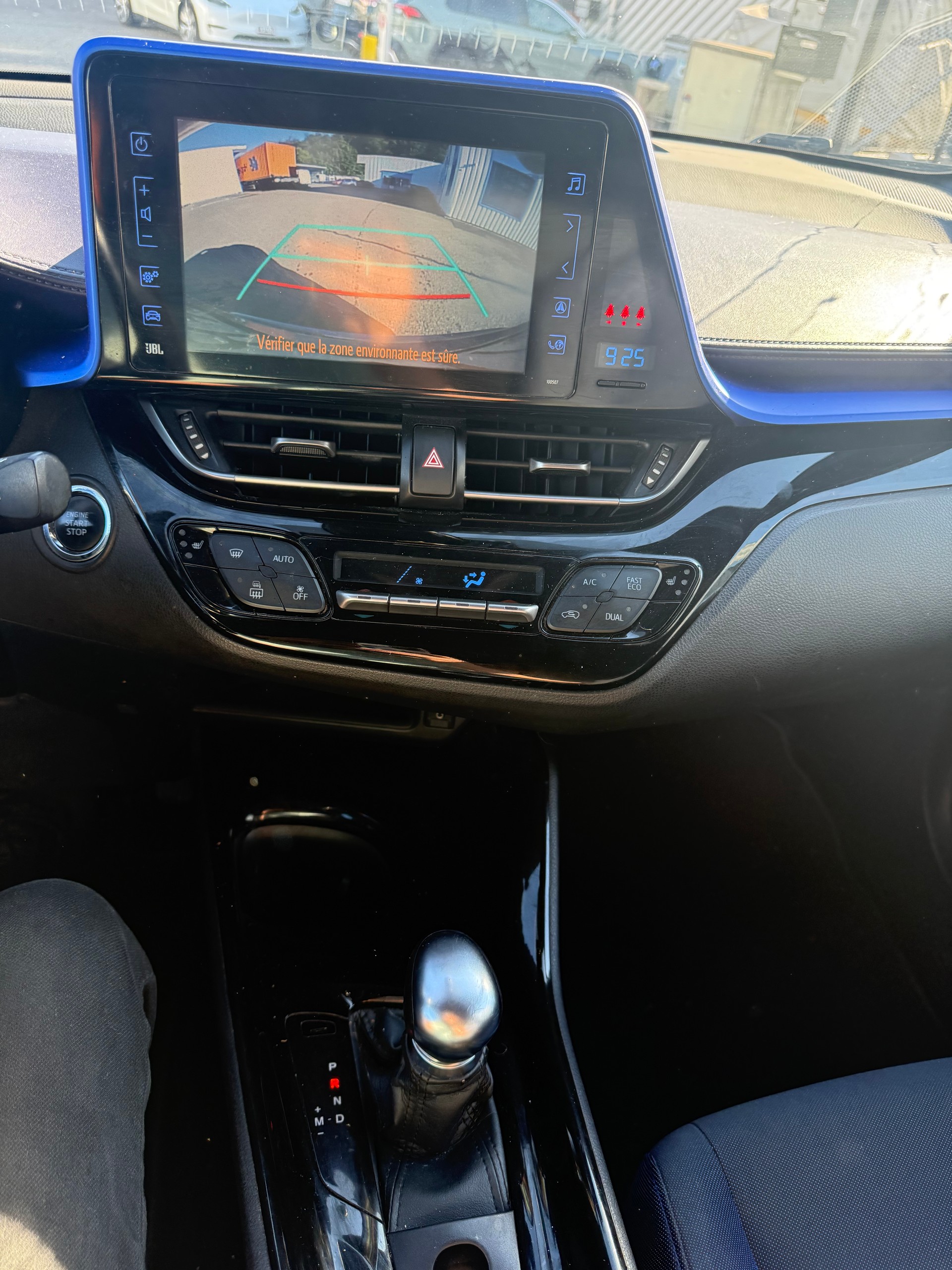 TOYOTA C-HR 1.2 Turbo Style 4WD Multidrive S-image-11