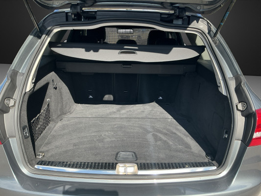 MERCEDES-BENZ C 250 d Avantgarde 4M-image-11