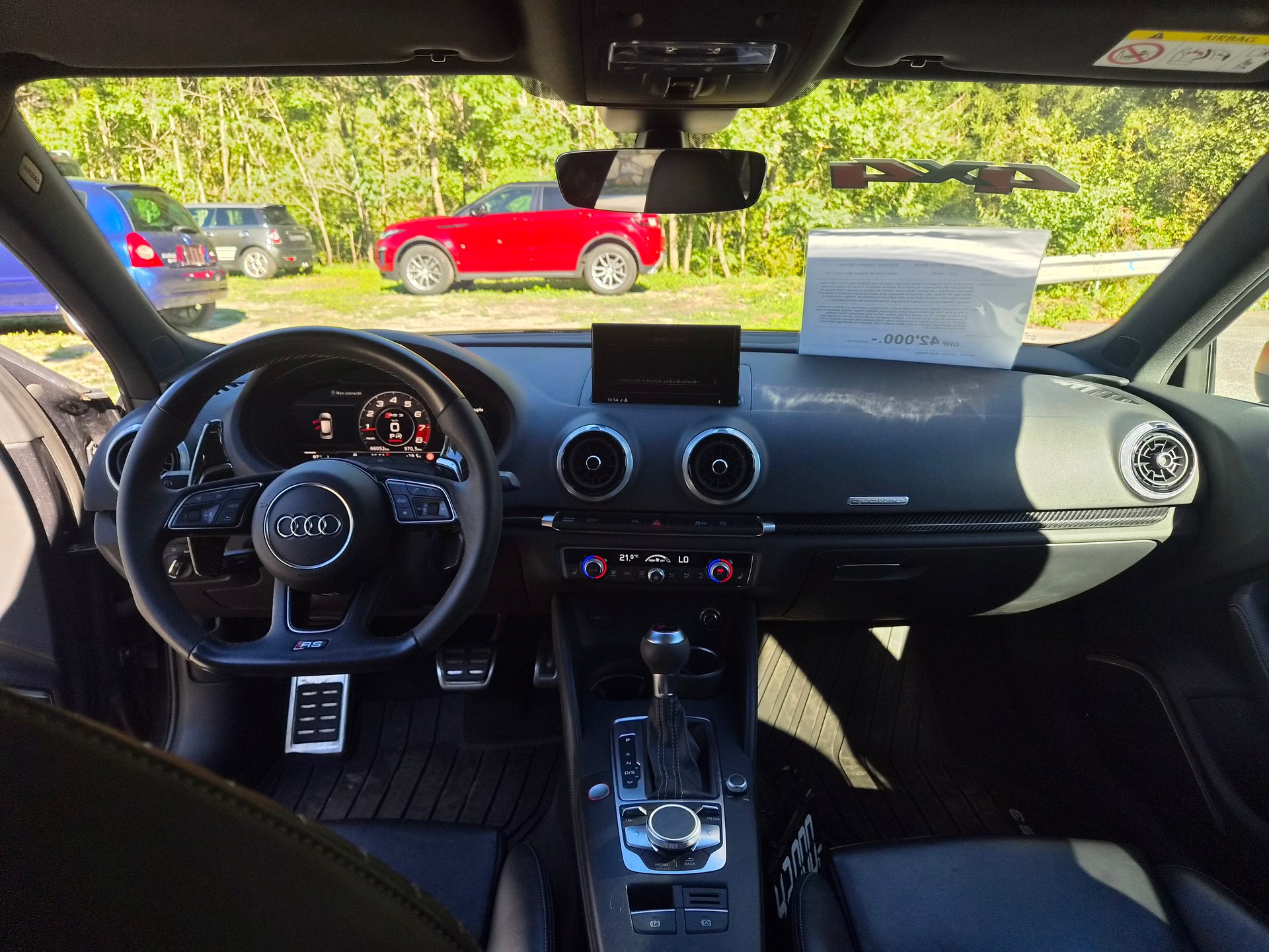 AUDI RS3 Sportback 2.5 TSI quattro S-tronic-image-8