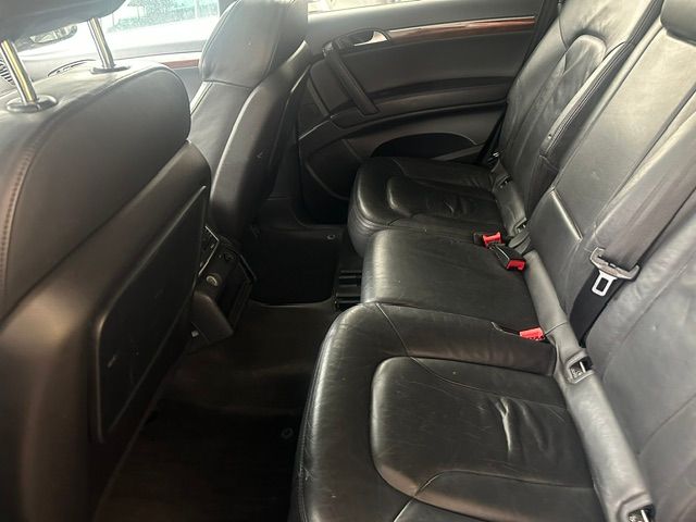 AUDI Q7 3.0 TDI quattro tiptronic-image-8