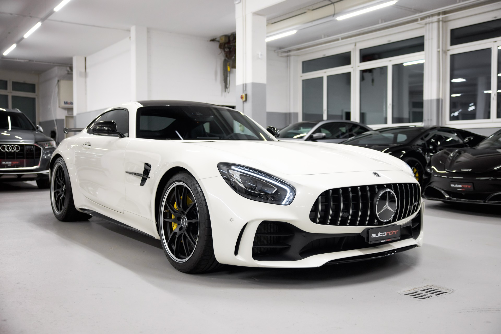 MERCEDES-BENZ AMG GT R Speedshift DCT *CH-Fhz.*-showroom-element-2