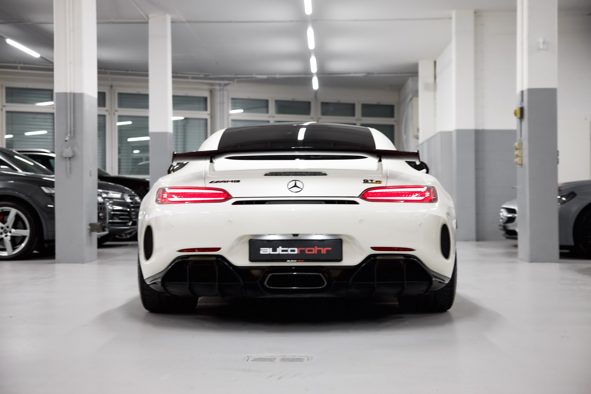 MERCEDES-BENZ AMG GT R Speedshift DCT *CH-Fhz.*-image-5