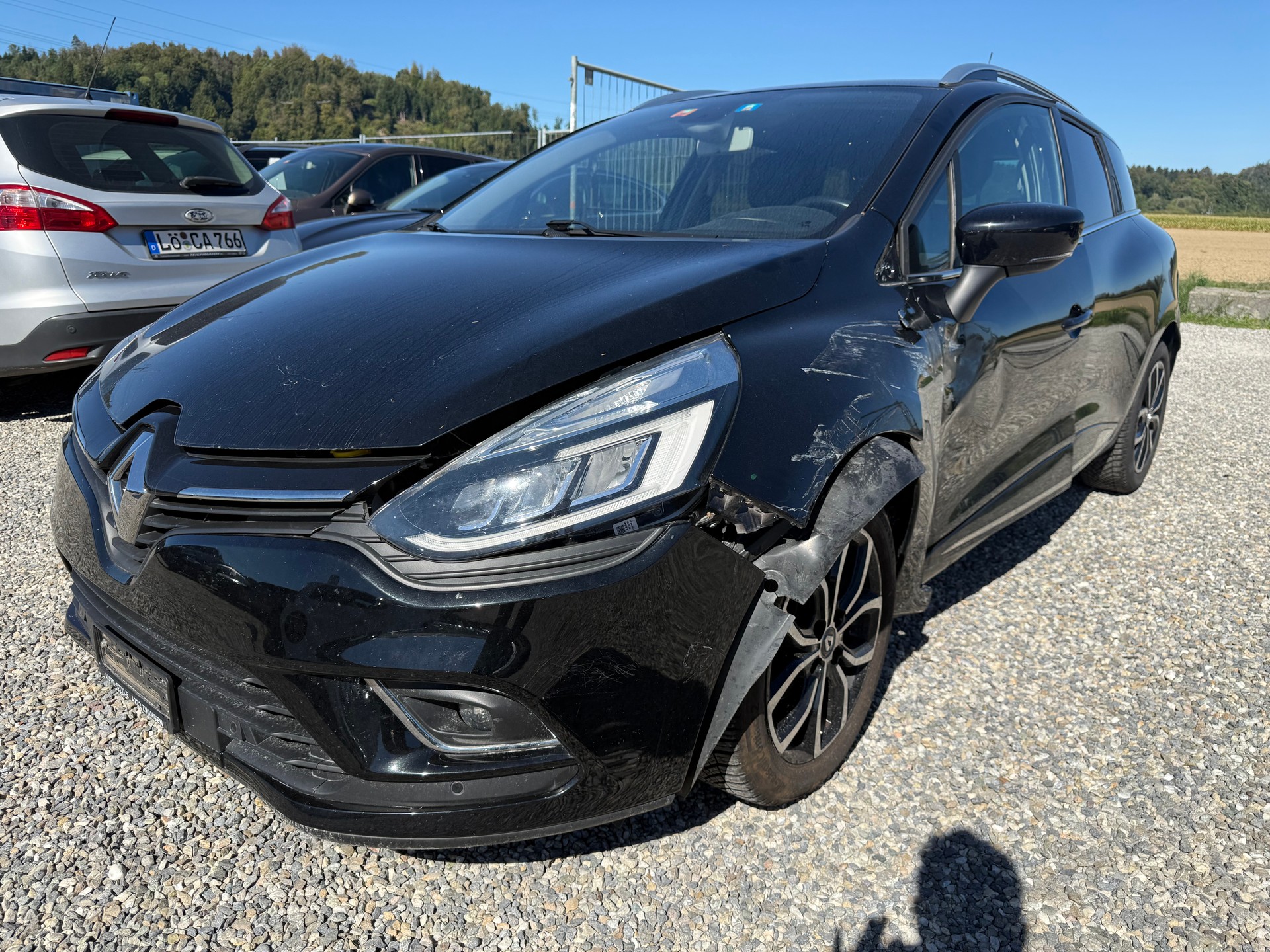 RENAULT Clio Grandtour 1.5 dCi Swiss Edition-image-5