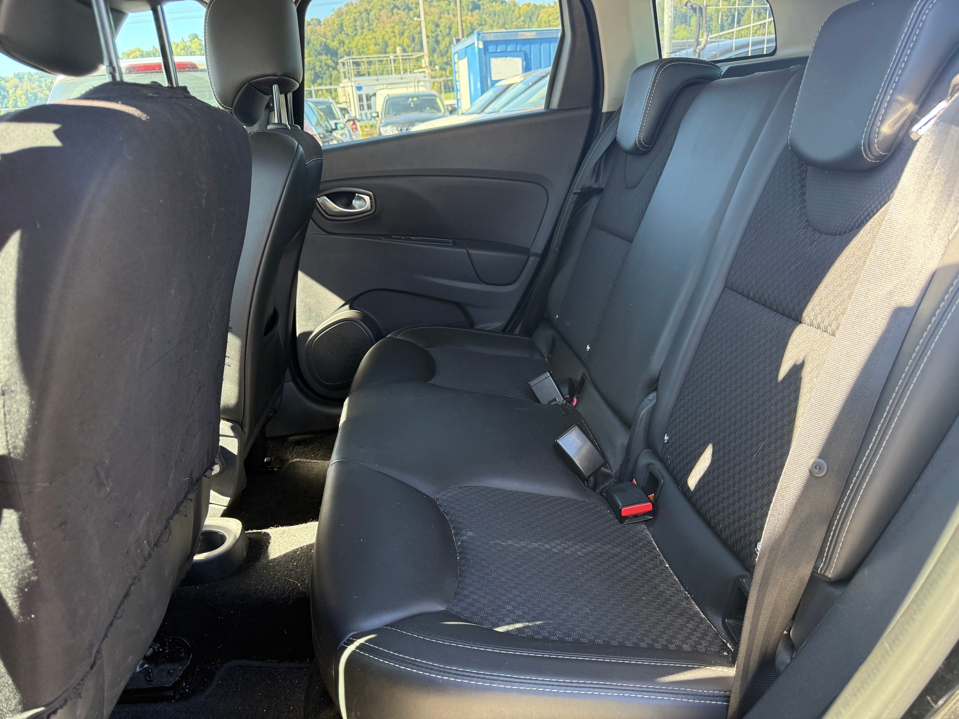 RENAULT Clio Grandtour 1.5 dCi Swiss Edition-image-10