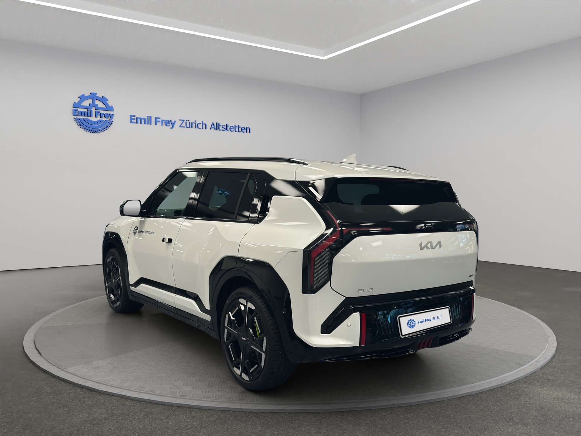 KIA EV3 81 kWh GT 4x4-image-1