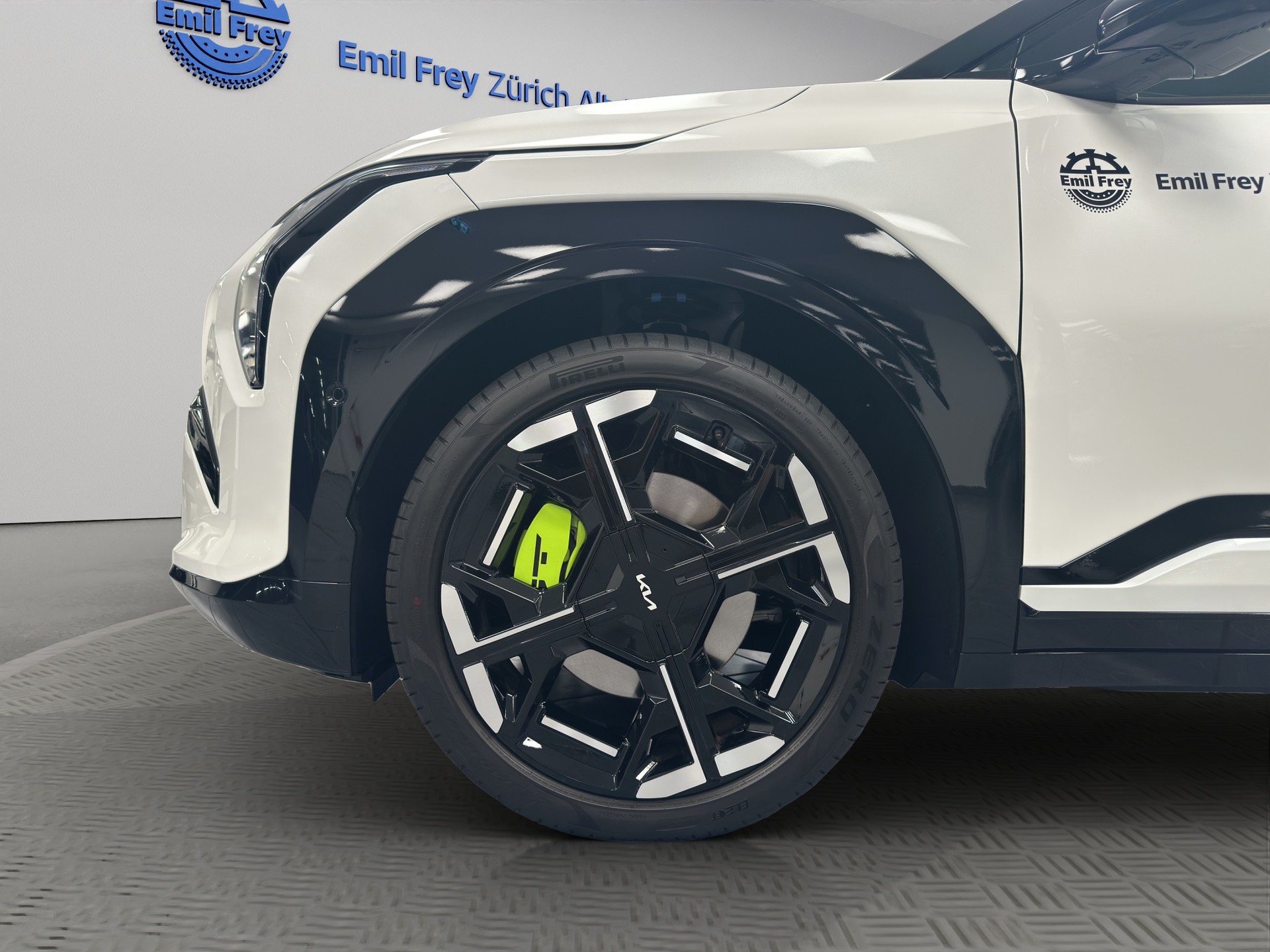 KIA EV3 81 kWh GT 4x4-image-9