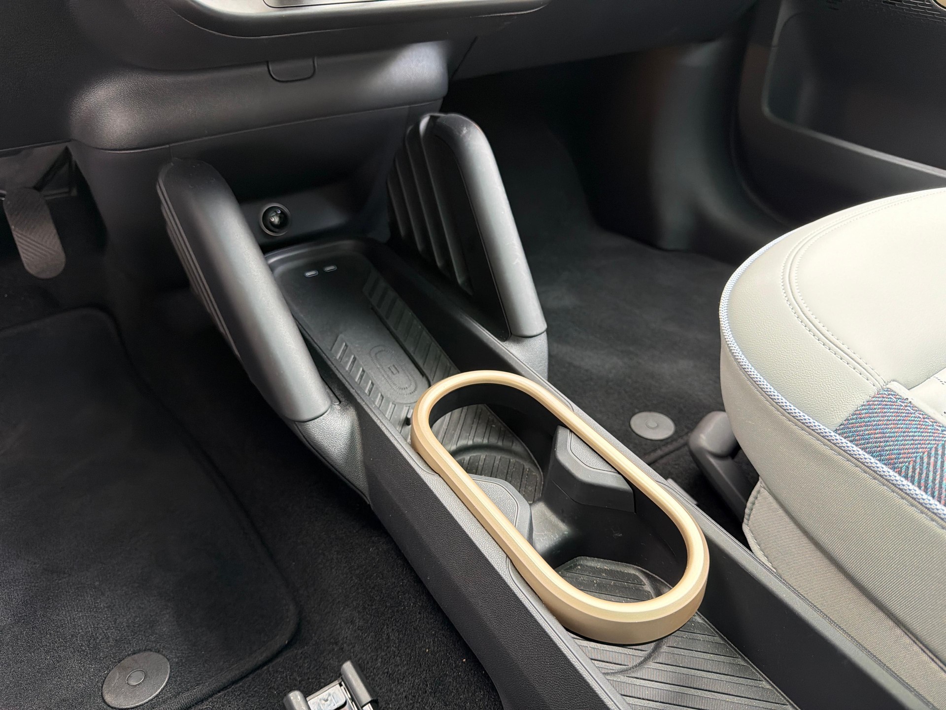 MINI J01 Cooper SE-image-13
