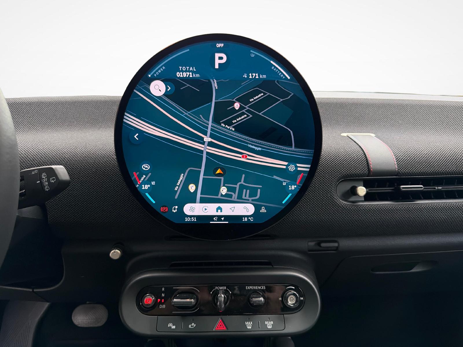MINI J01 Cooper SE-image-12
