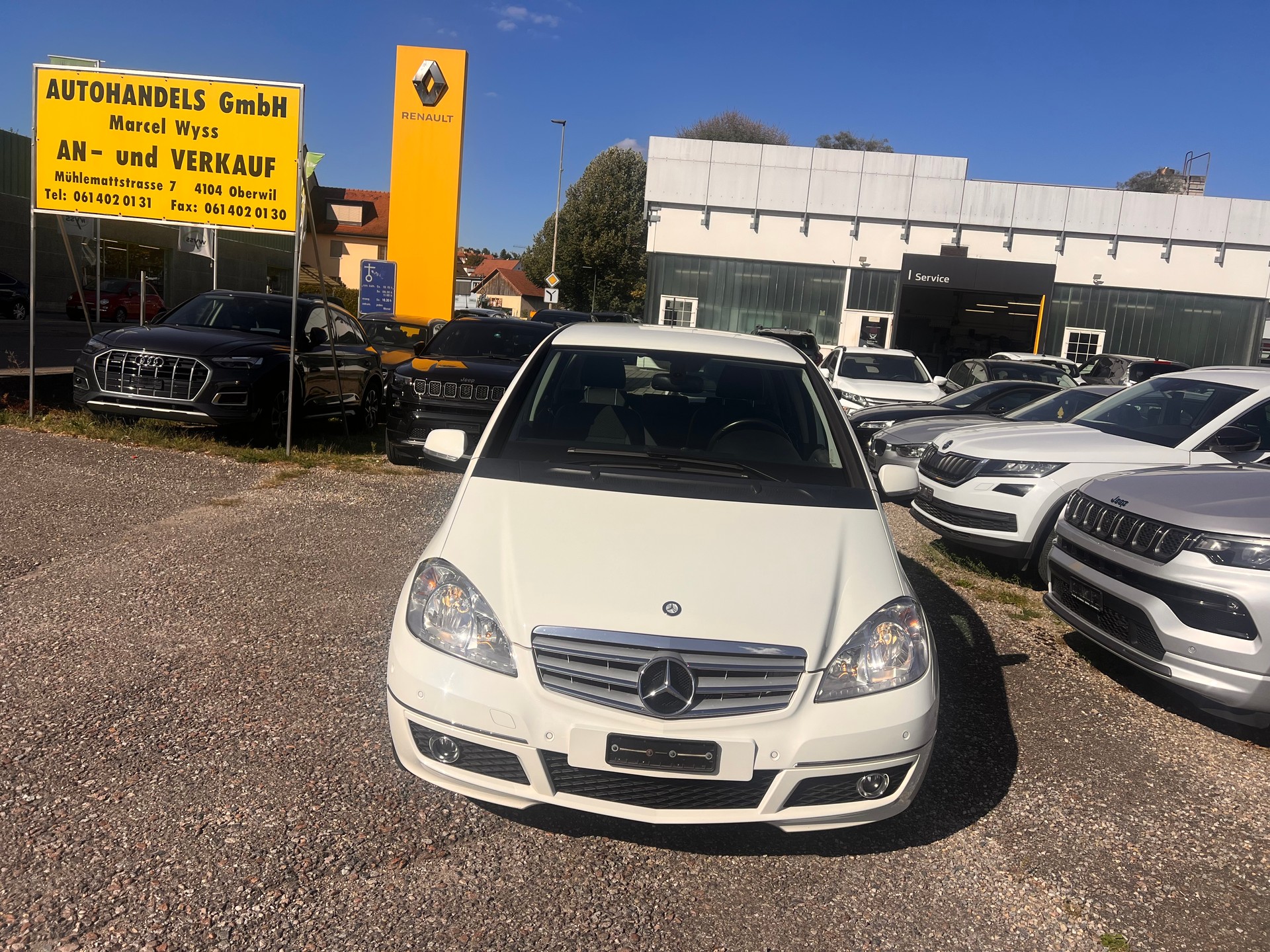 MERCEDES-BENZ A 180 Avantgarde Selection Autotronic-image-0