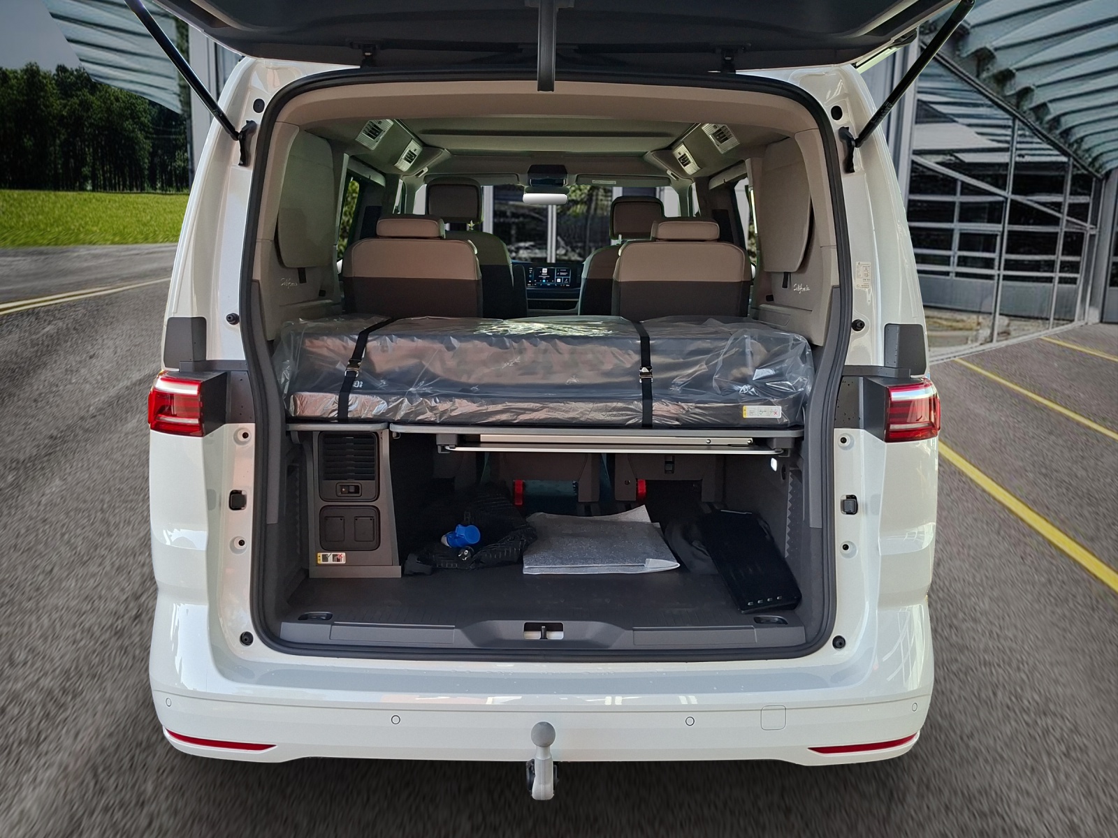 VW California 2.0 TSI Beach Tour Liberty-image-22
