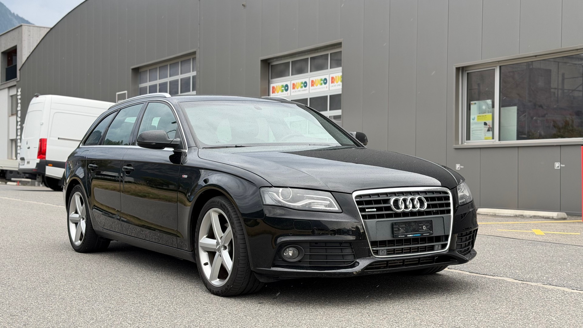 AUDI A4 Avant 2.0 TDI quattro-image-6
