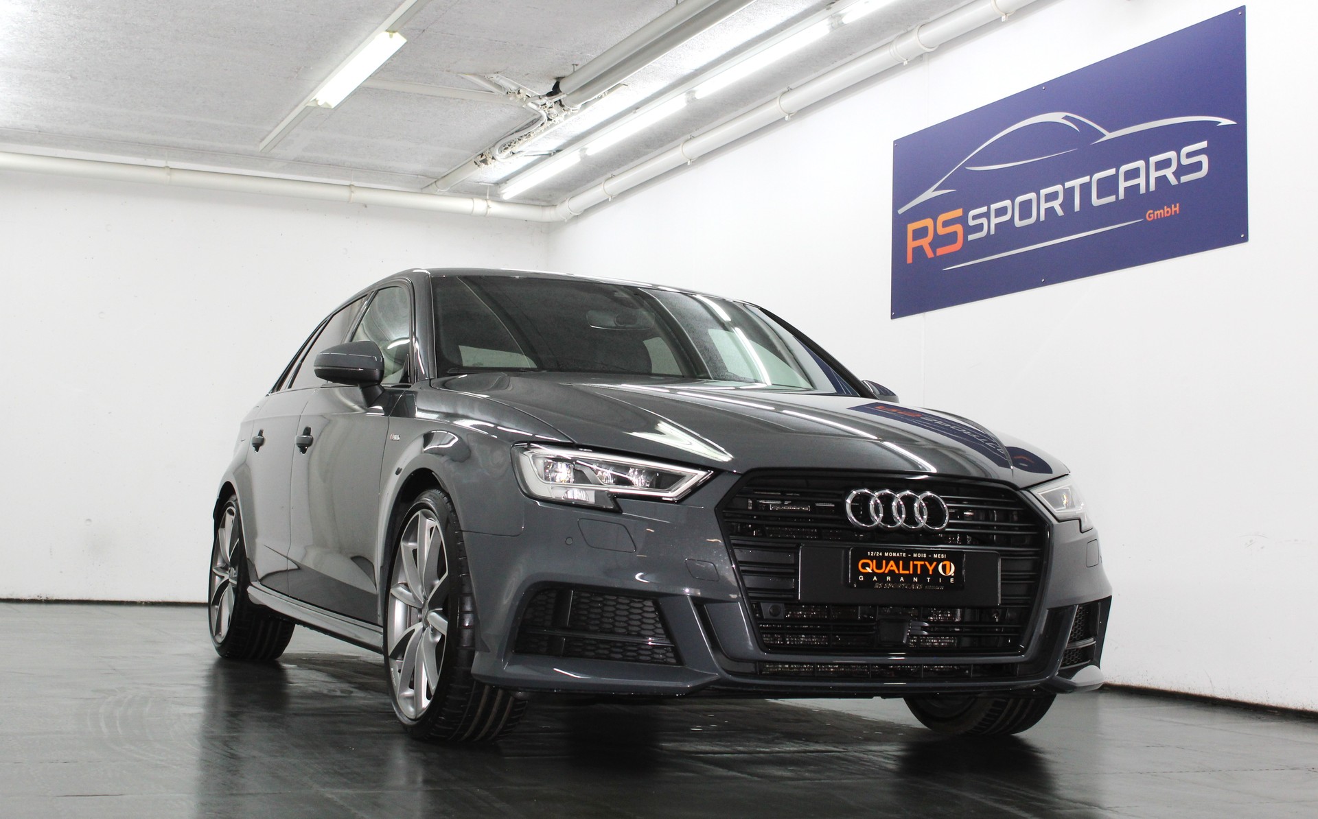 AUDI A3 Sportback 2.0 TFSI Sport quattro S-tronic S line Sportpaket / CH-Fahrzeug-image-1