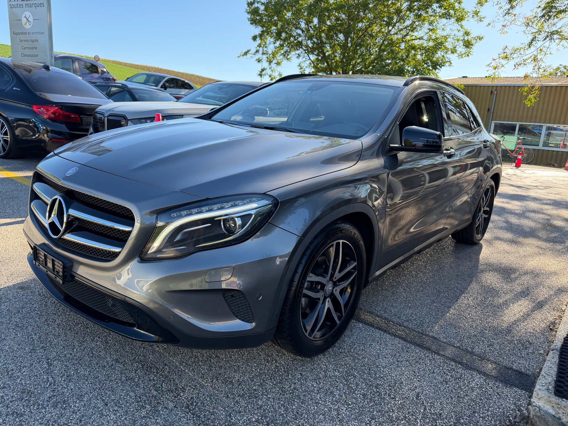 MERCEDES-BENZ GLA 200 Night Star 7G-DCT-image-1