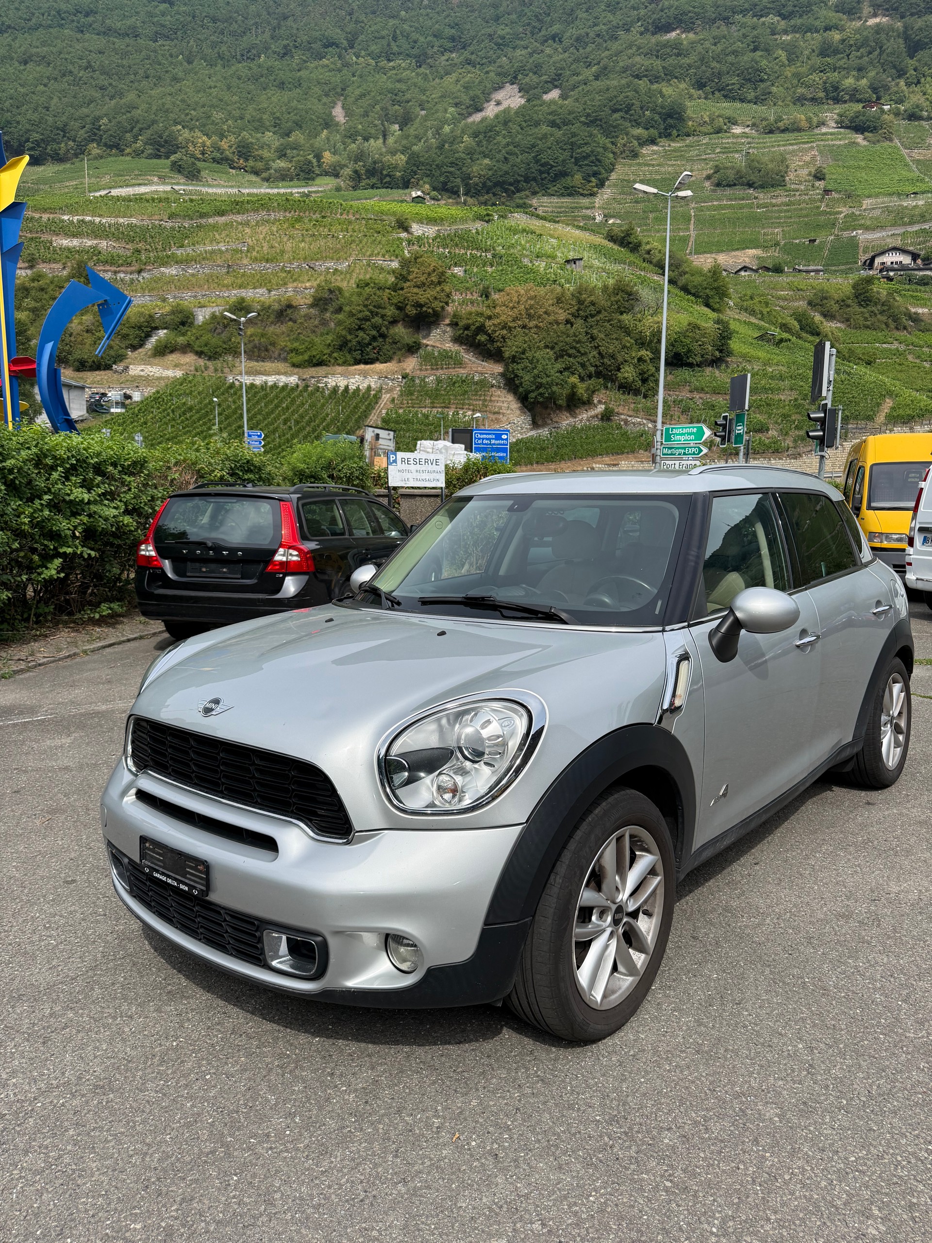 MINI Countryman Cooper S ALL4-image-1