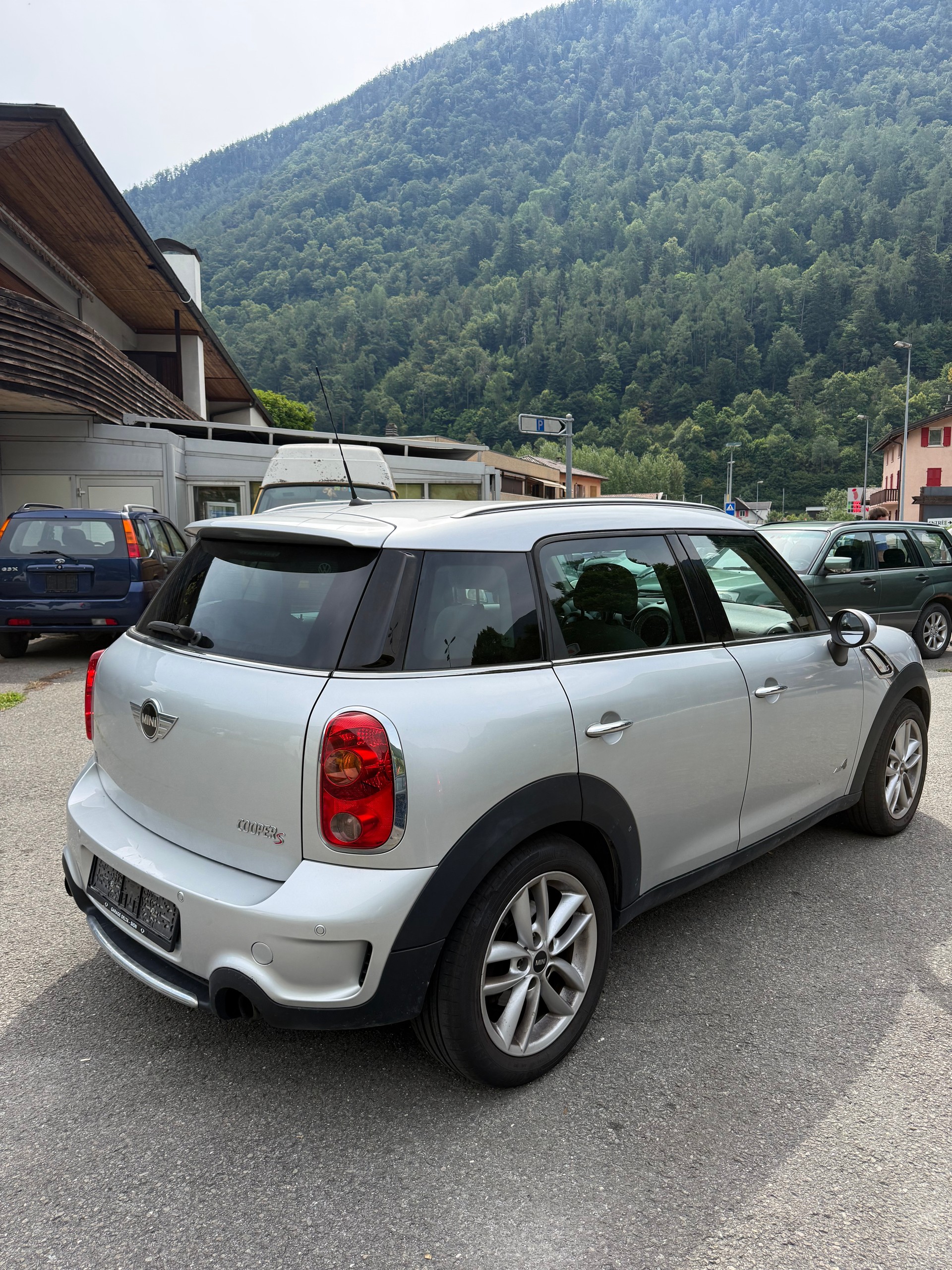 MINI Countryman Cooper S ALL4-image-5