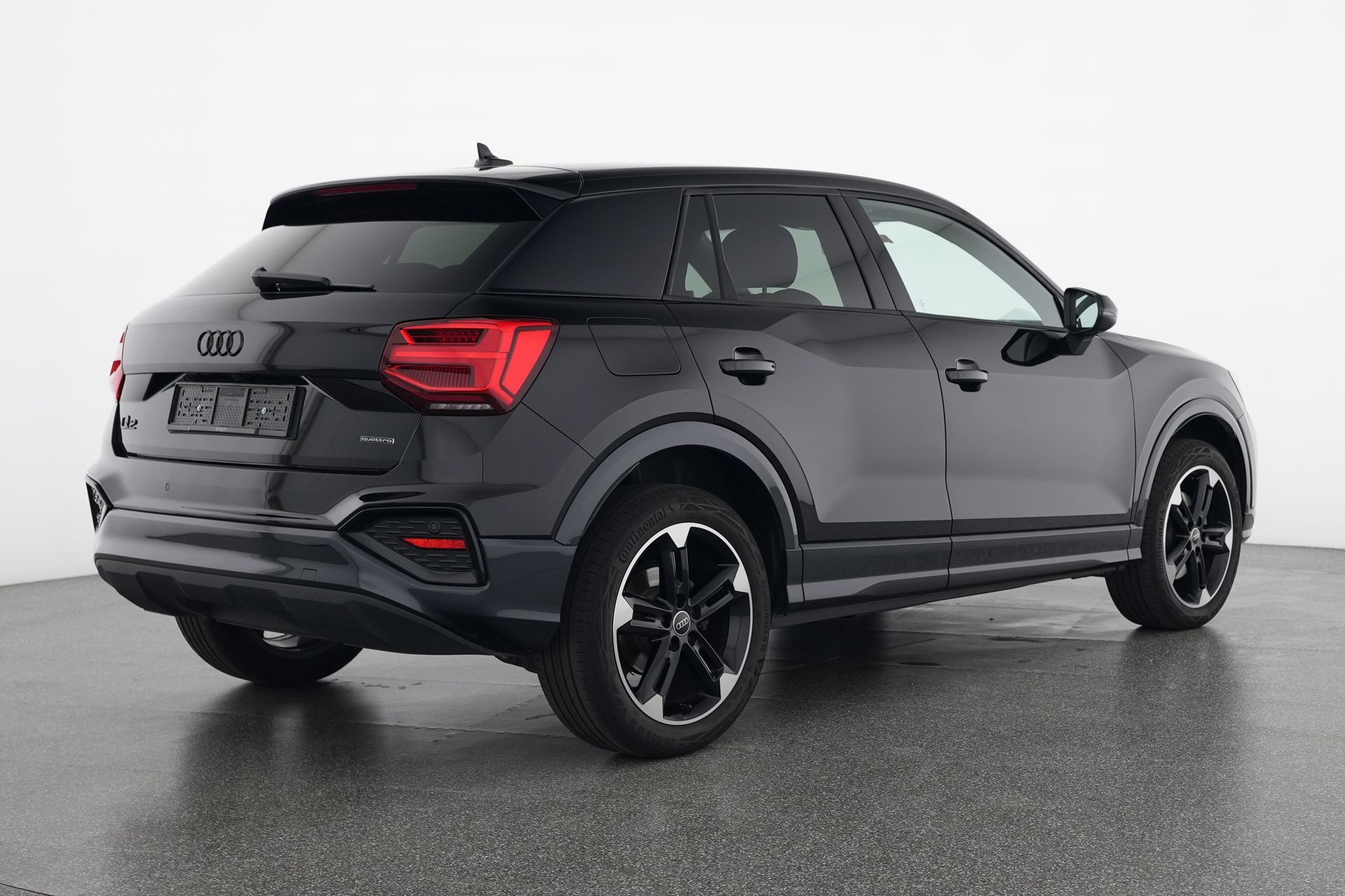 AUDI Q2 40 TFSI advanced Attraction quattro S-tronic-image-4