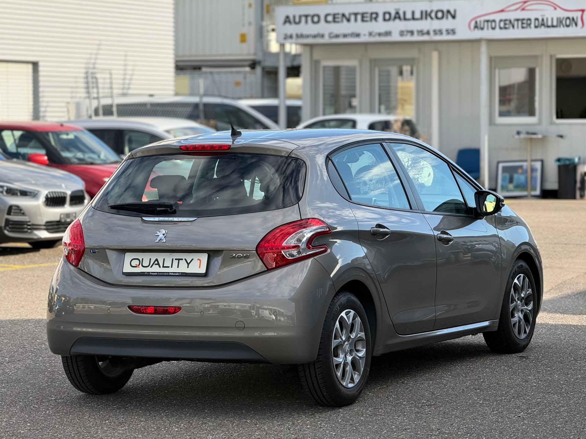 PEUGEOT 208 1.4 VTI Active-image-12