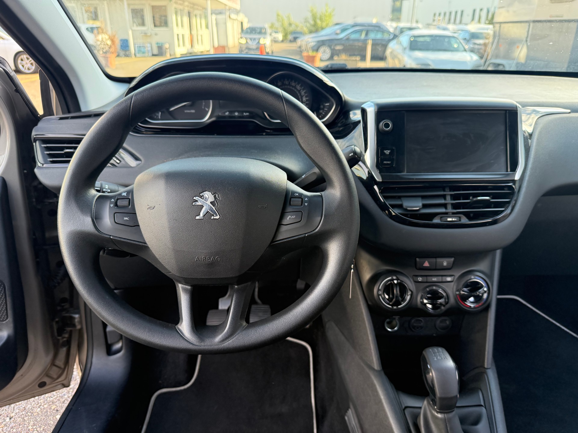 PEUGEOT 208 1.4 VTI Active-image-2