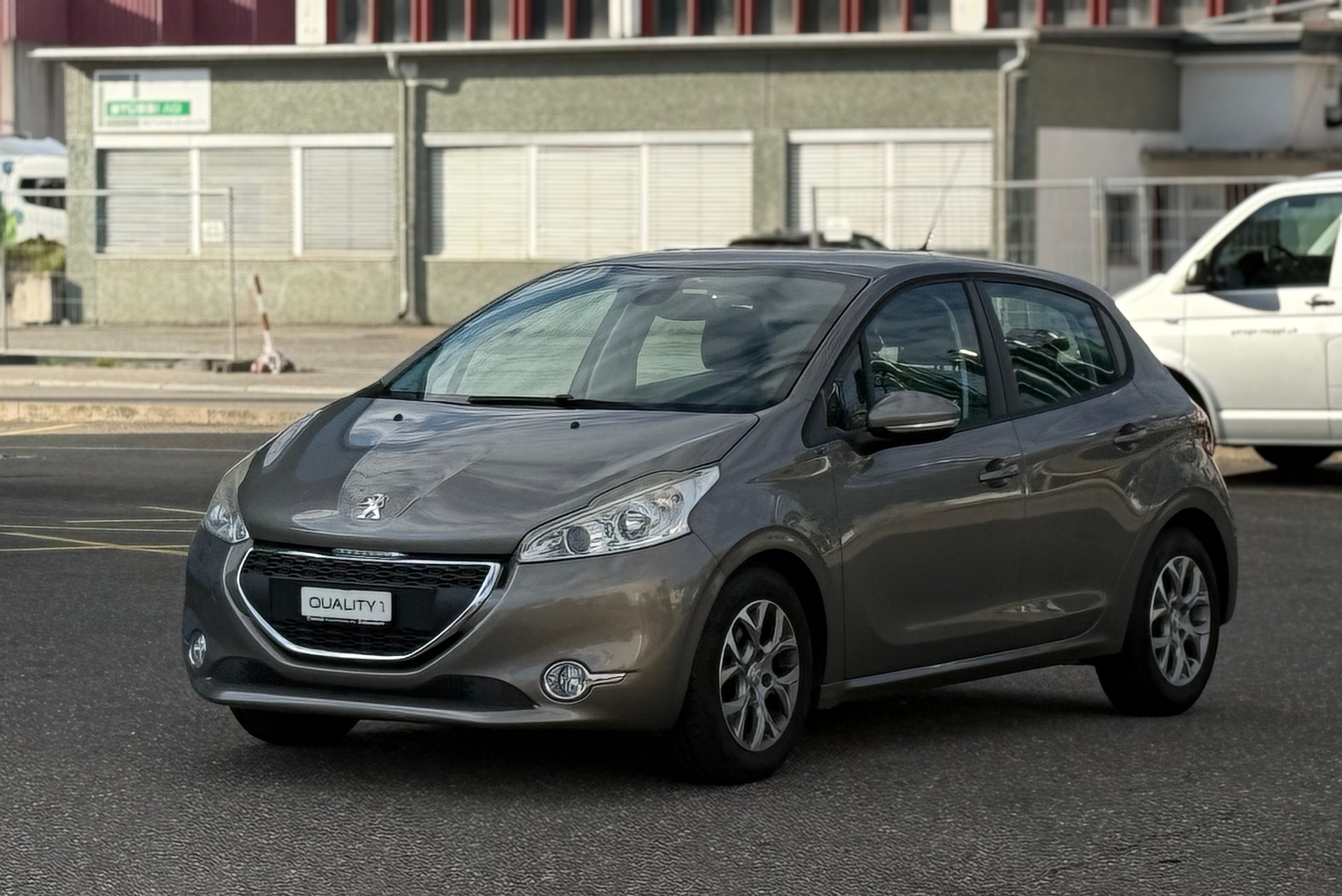 PEUGEOT 208 1.4 VTI Active-image-11