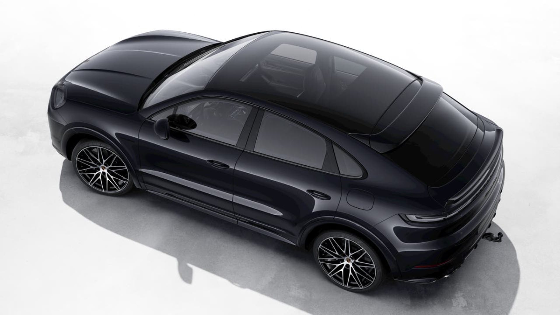 PORSCHE Cayenne Turbo E-Hybrid Coupé-showroom-element-3