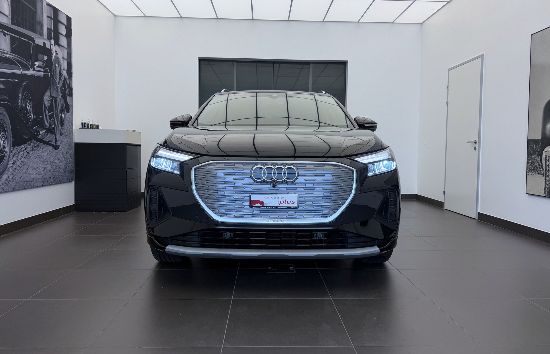 AUDI Q4 e-tron 50 quattro-image-1