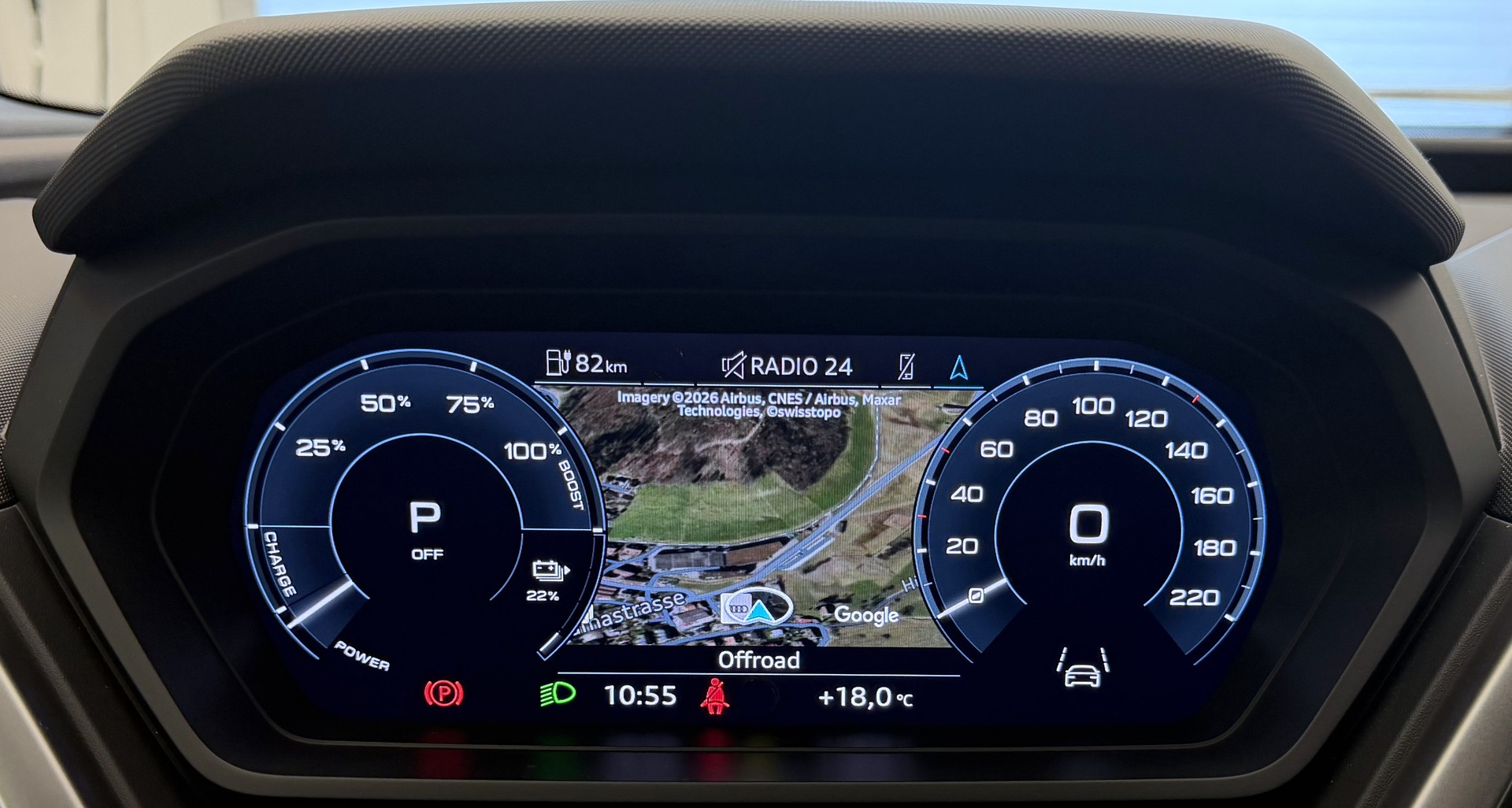 AUDI Q4 e-tron 50 quattro-image-11
