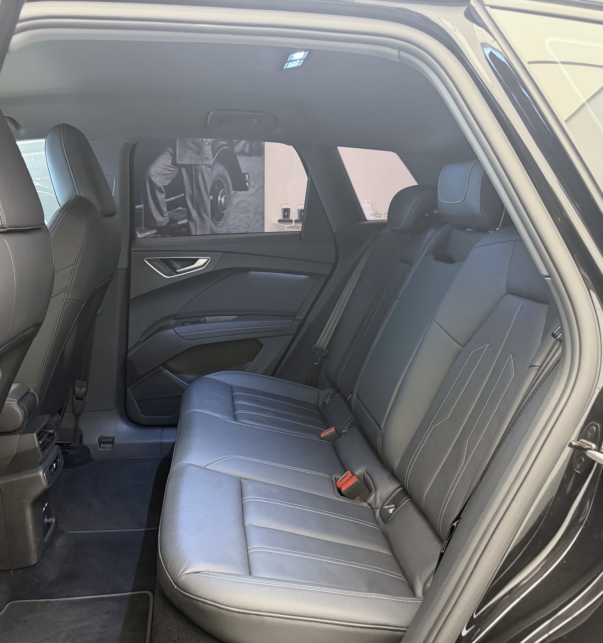 AUDI Q4 e-tron 50 quattro-image-20