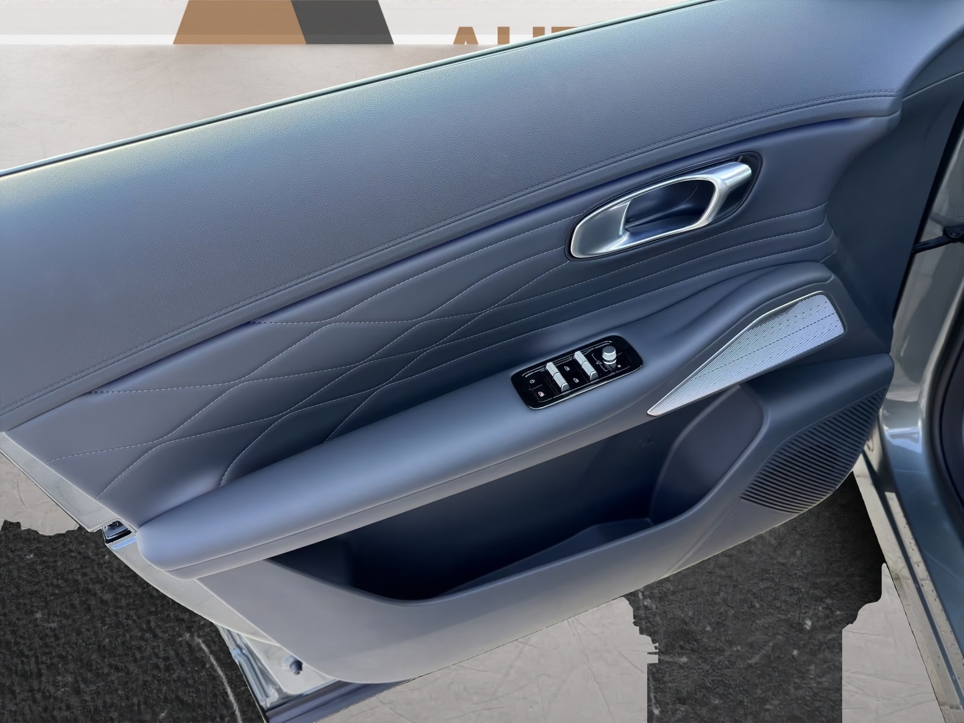 GEELY Starray EM-i Max+-image-4
