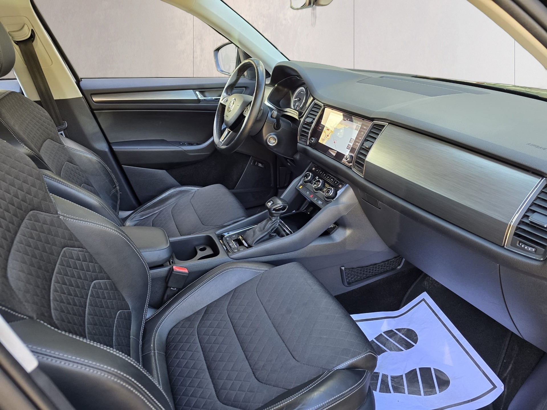 SKODA Kodiaq 2.0 TSI Ambition 4x4-image-19