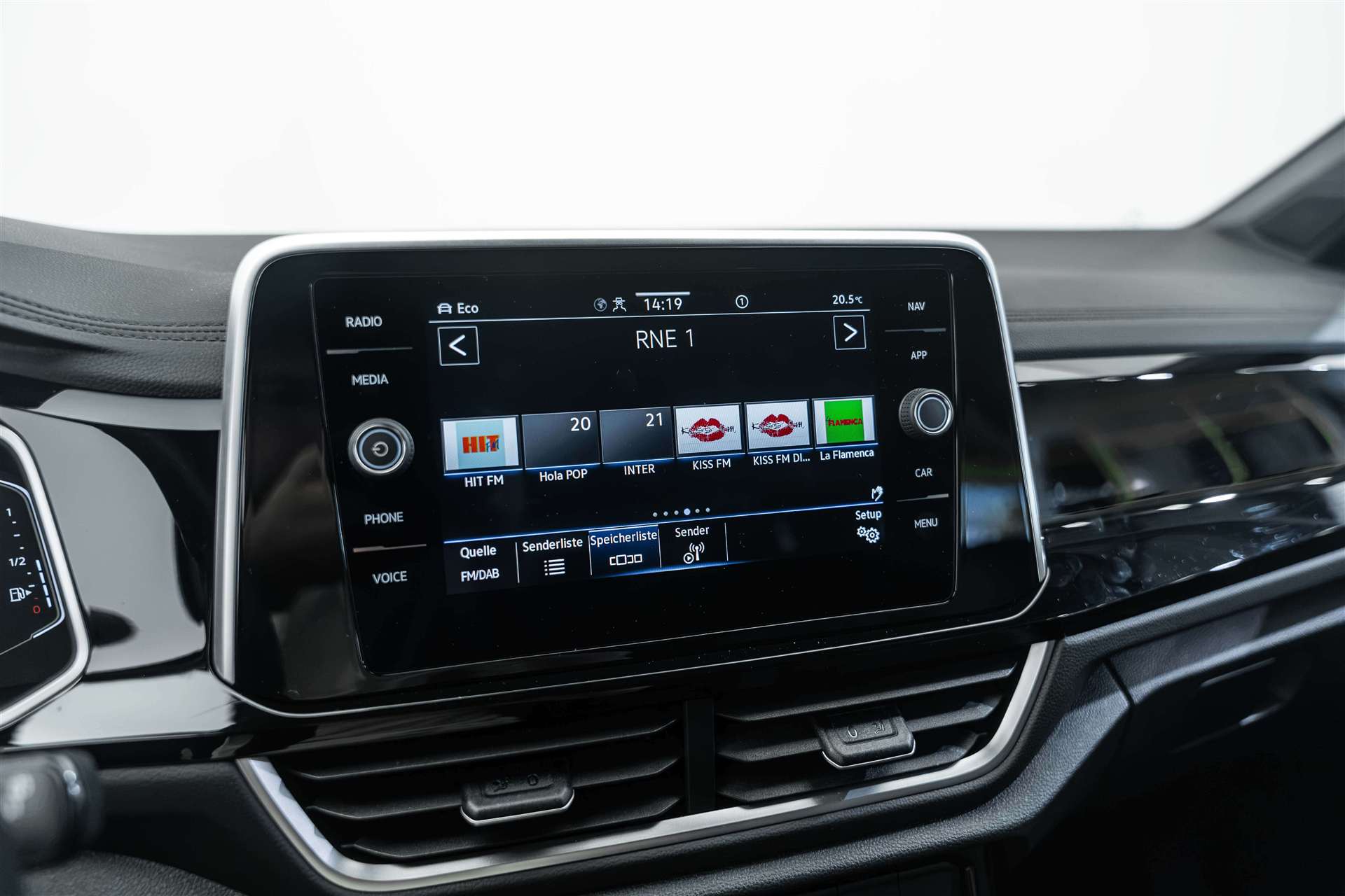 VW VW T-Roc 1.5 TSi EVO R-Line DSG-Automat-image-21
