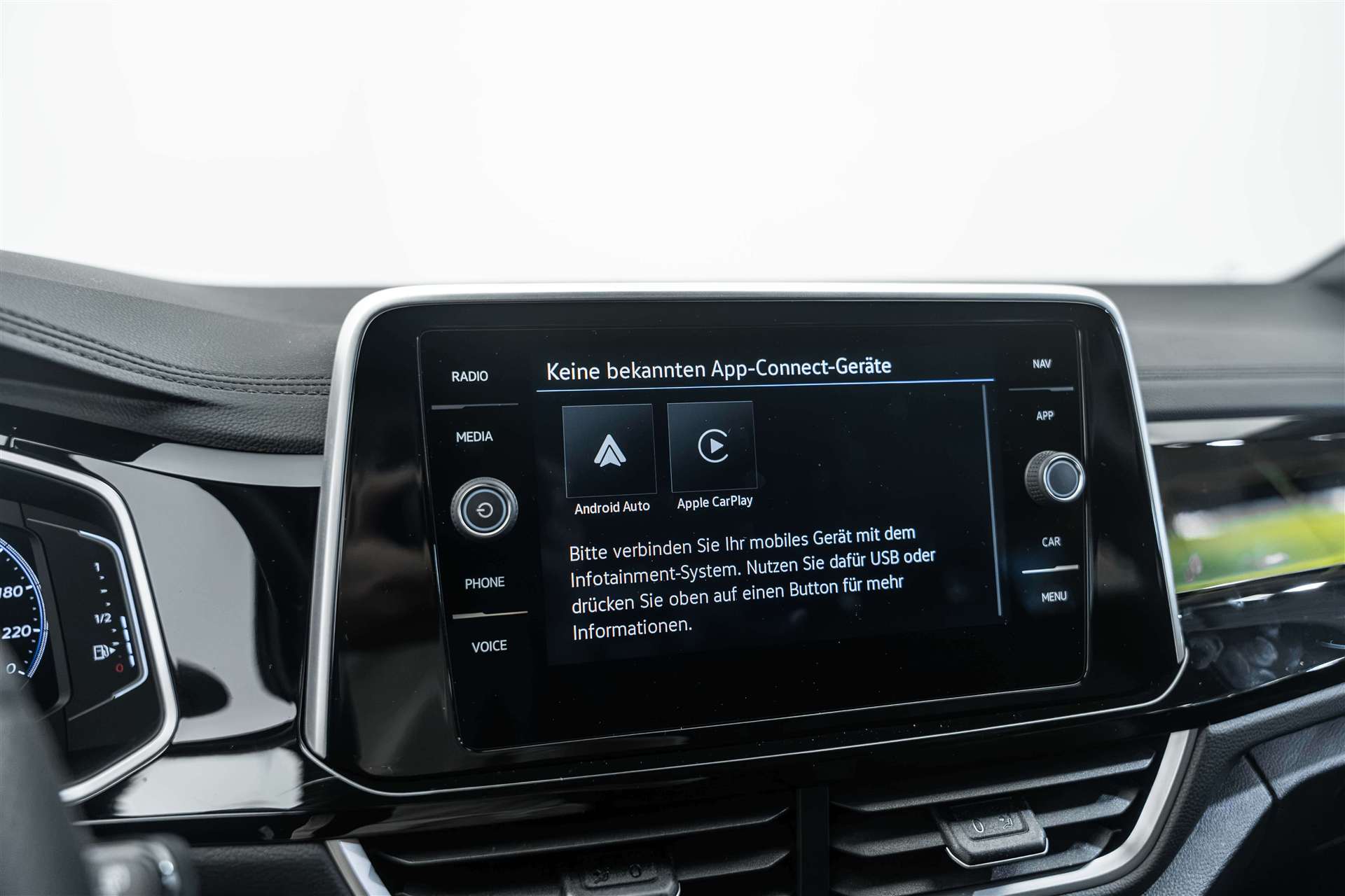 VW VW T-Roc 1.5 TSi EVO R-Line DSG-Automat-image-19