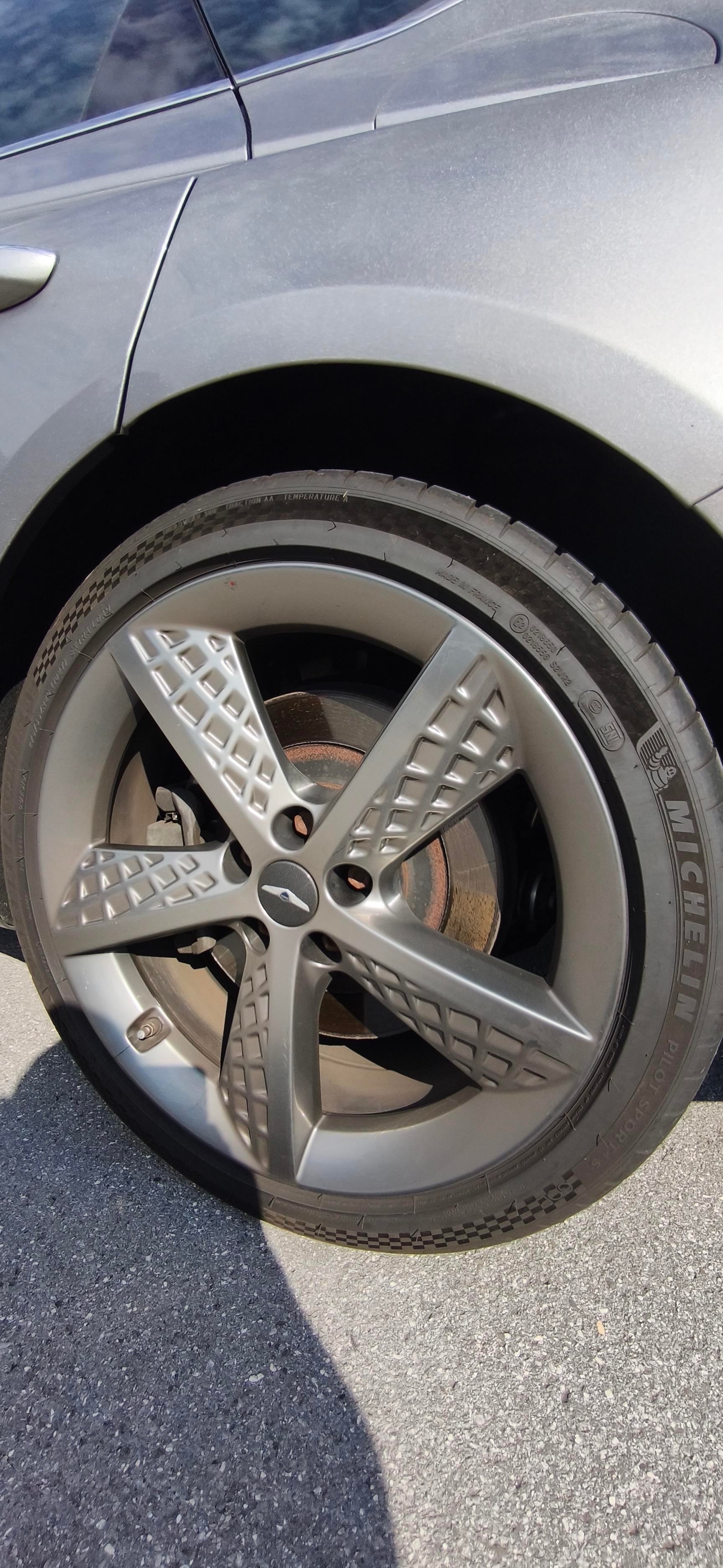 GENESIS 2.5T Luxus AWD-image-5