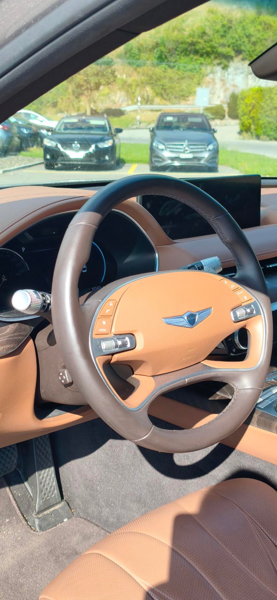 GENESIS 2.5T Luxus AWD-image-2