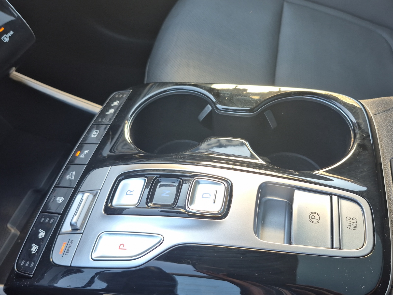 HYUNDAI Tucson 1.6 T-GDi HEV Vertex 4WD-image-14
