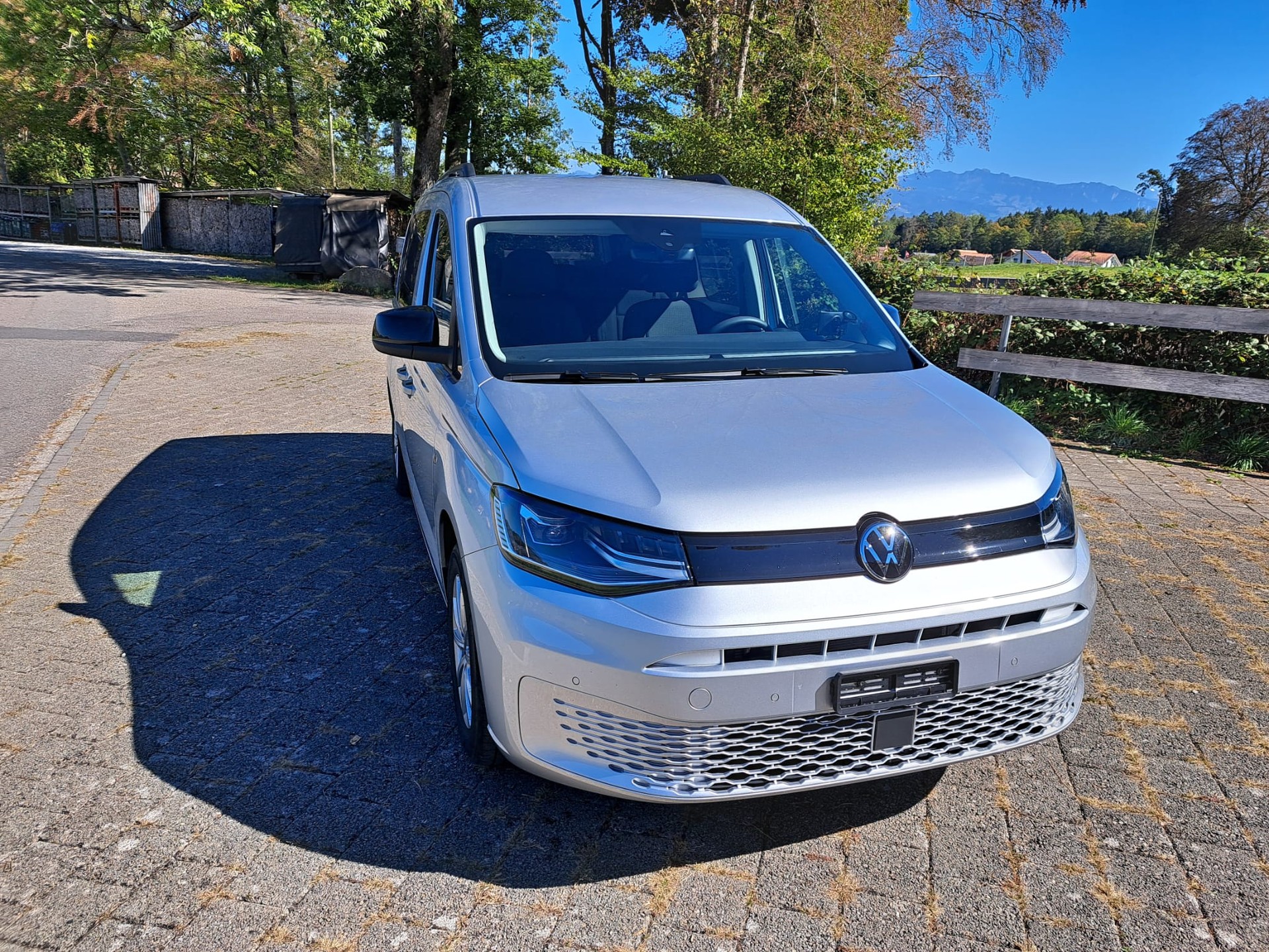 VW 2.0 TDI 122 California Spirit-image-5