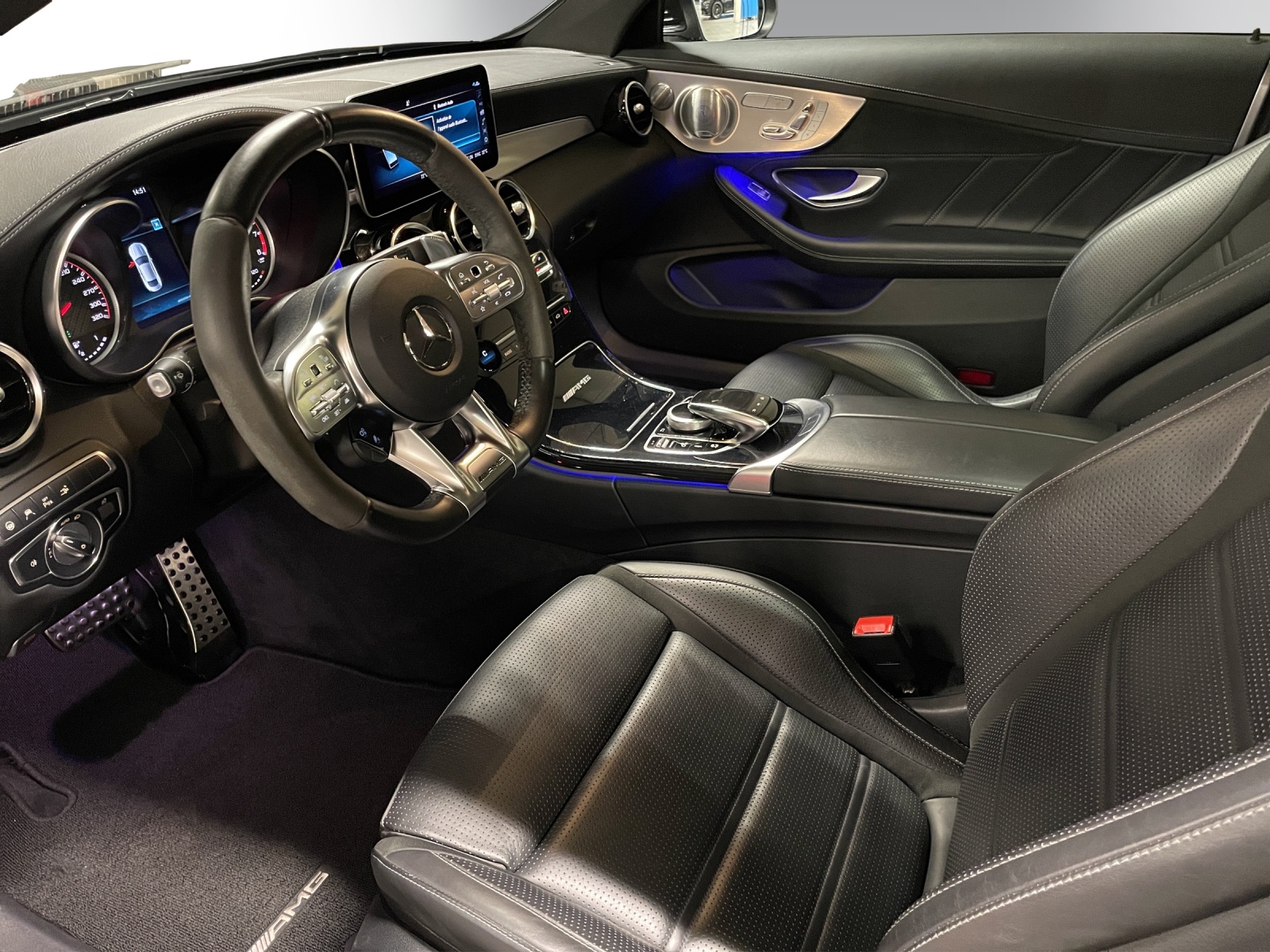 MERCEDES-BENZ C 63 AMG-image-7