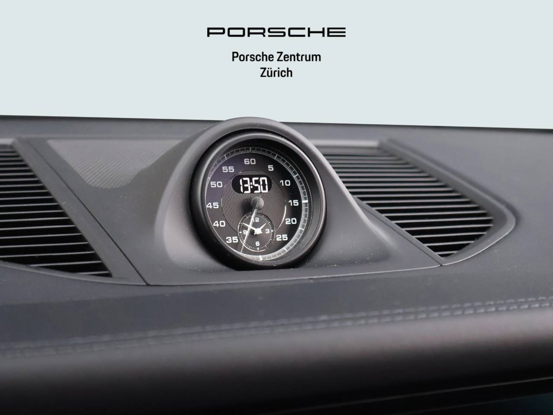 PORSCHE Macan GTS-image-18